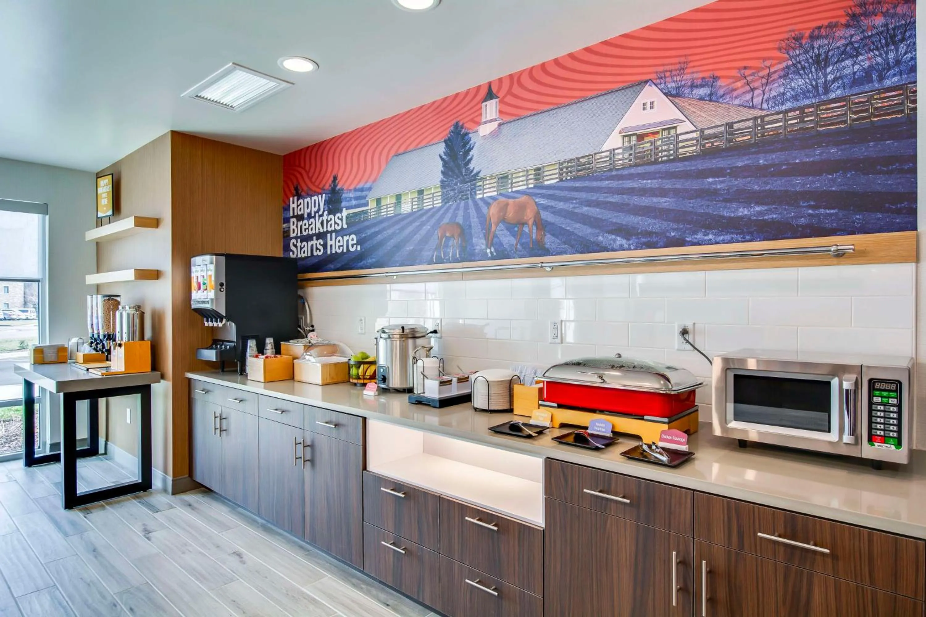 Breakfast in Hampton Inn & Suites By Hilton Louisville East Oxmoor