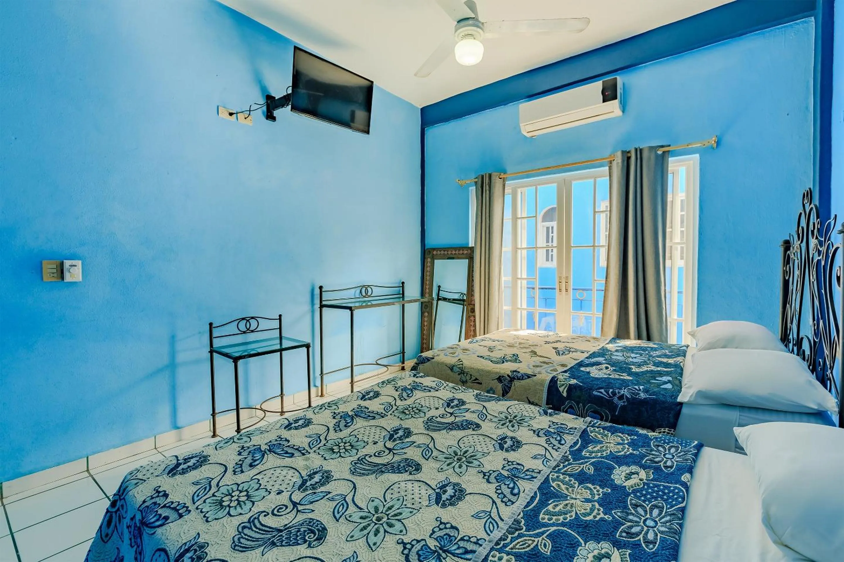 Bedroom, Bed in OYO Casa Mission