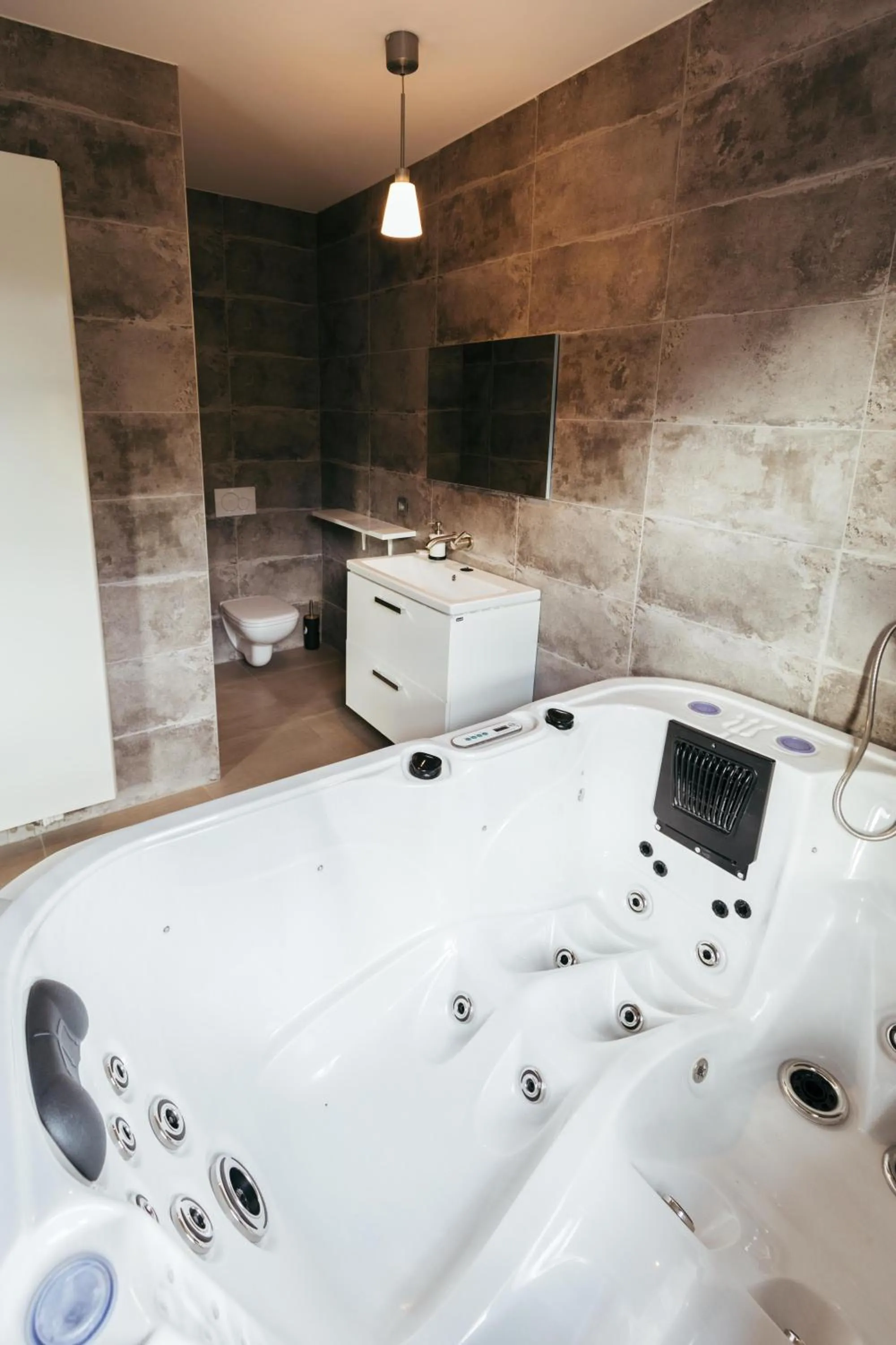 Hot Tub in Hotel Riad Nour