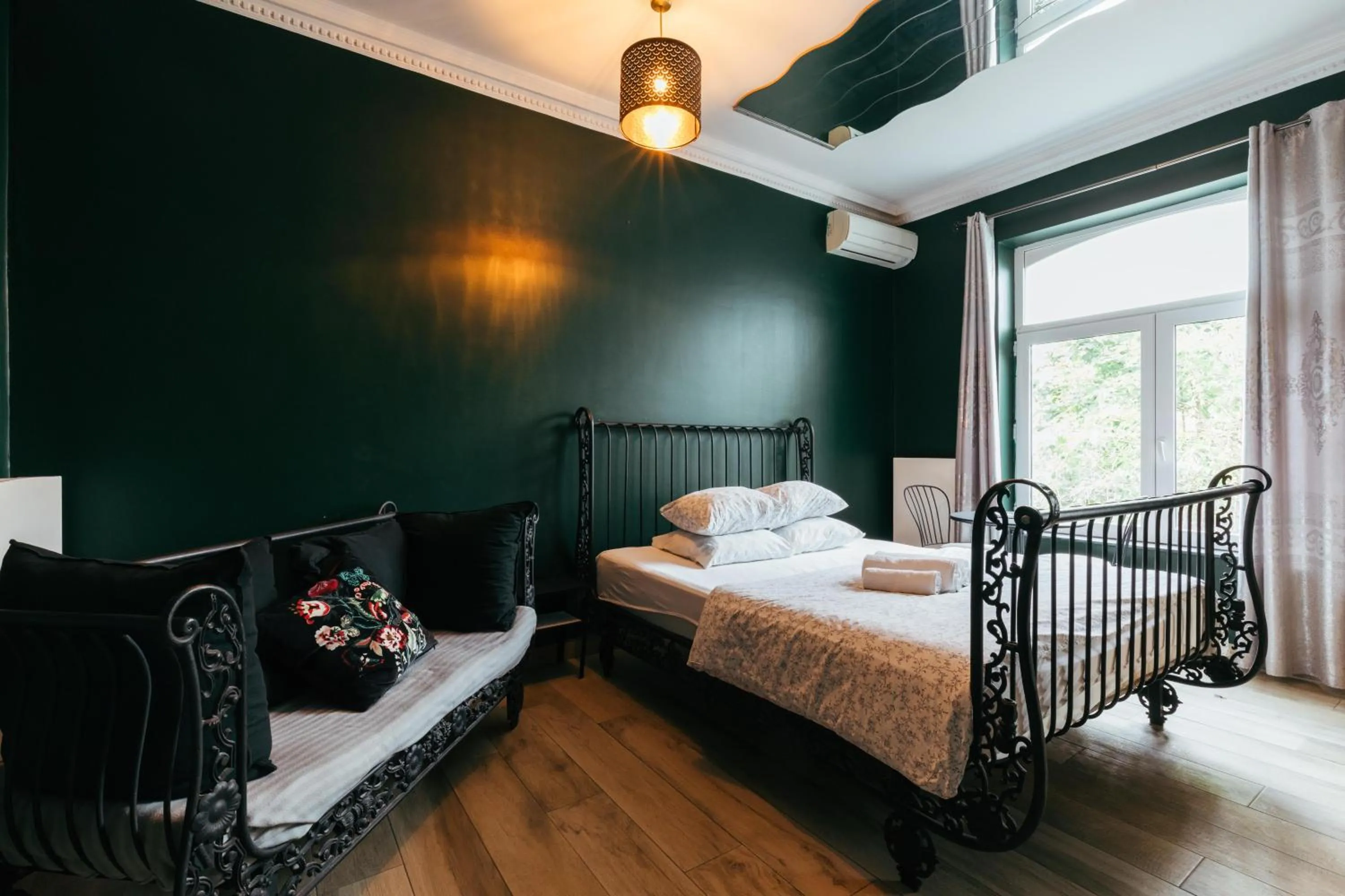 Bed in Hotel Riad Nour