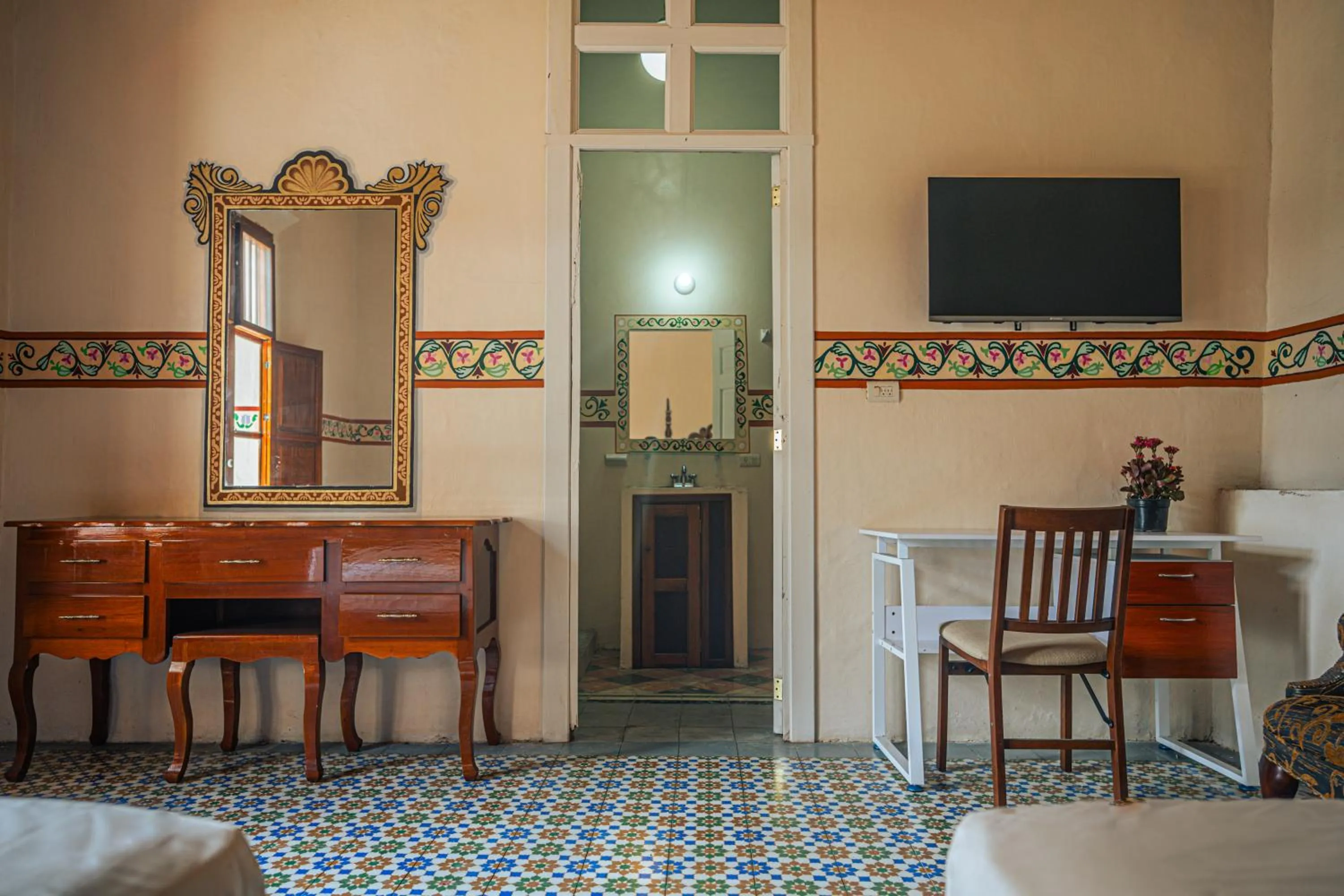 TV and multimedia in Hotel Montecillo