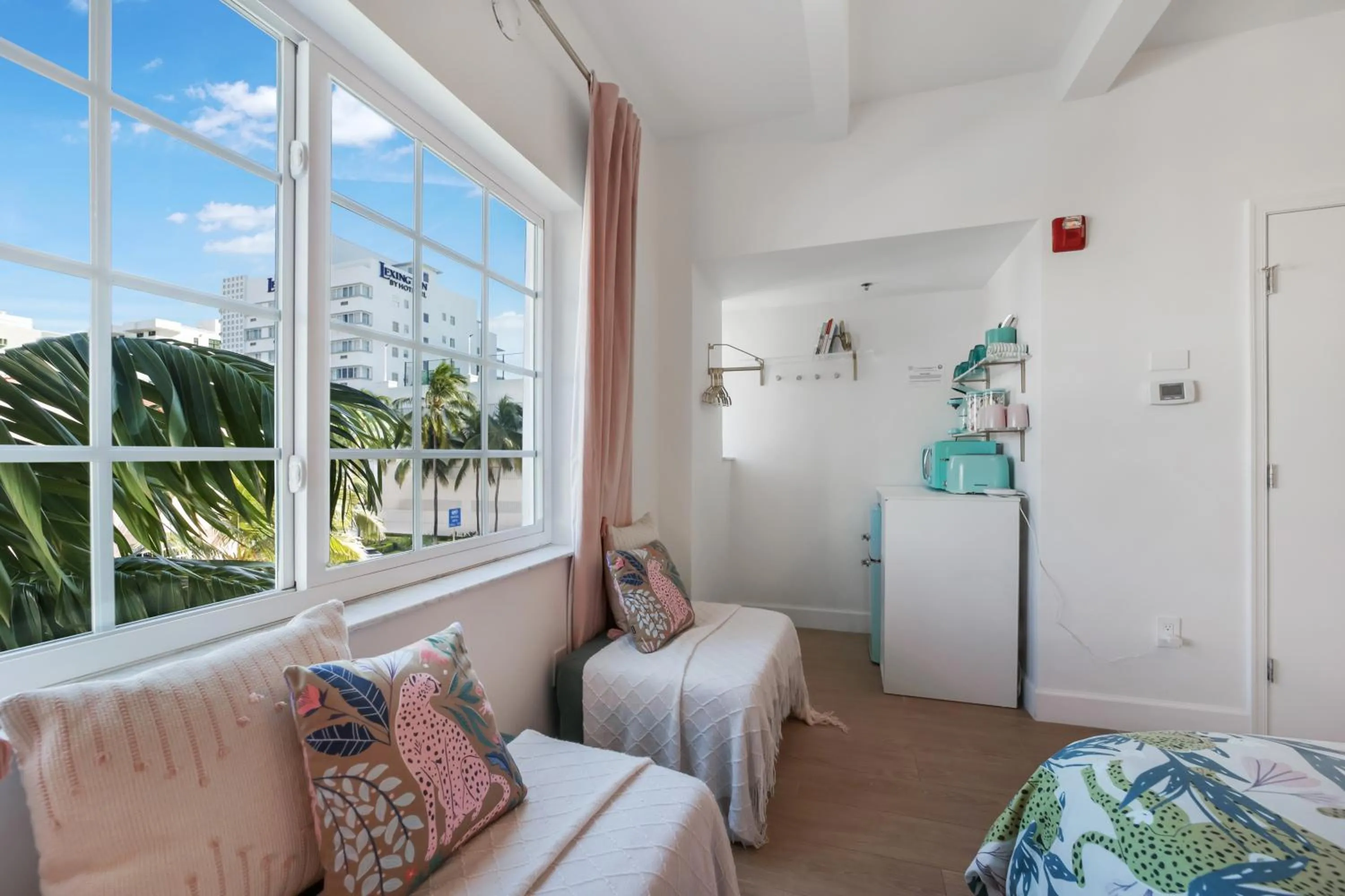 Bed in Ocean Spray Hotel