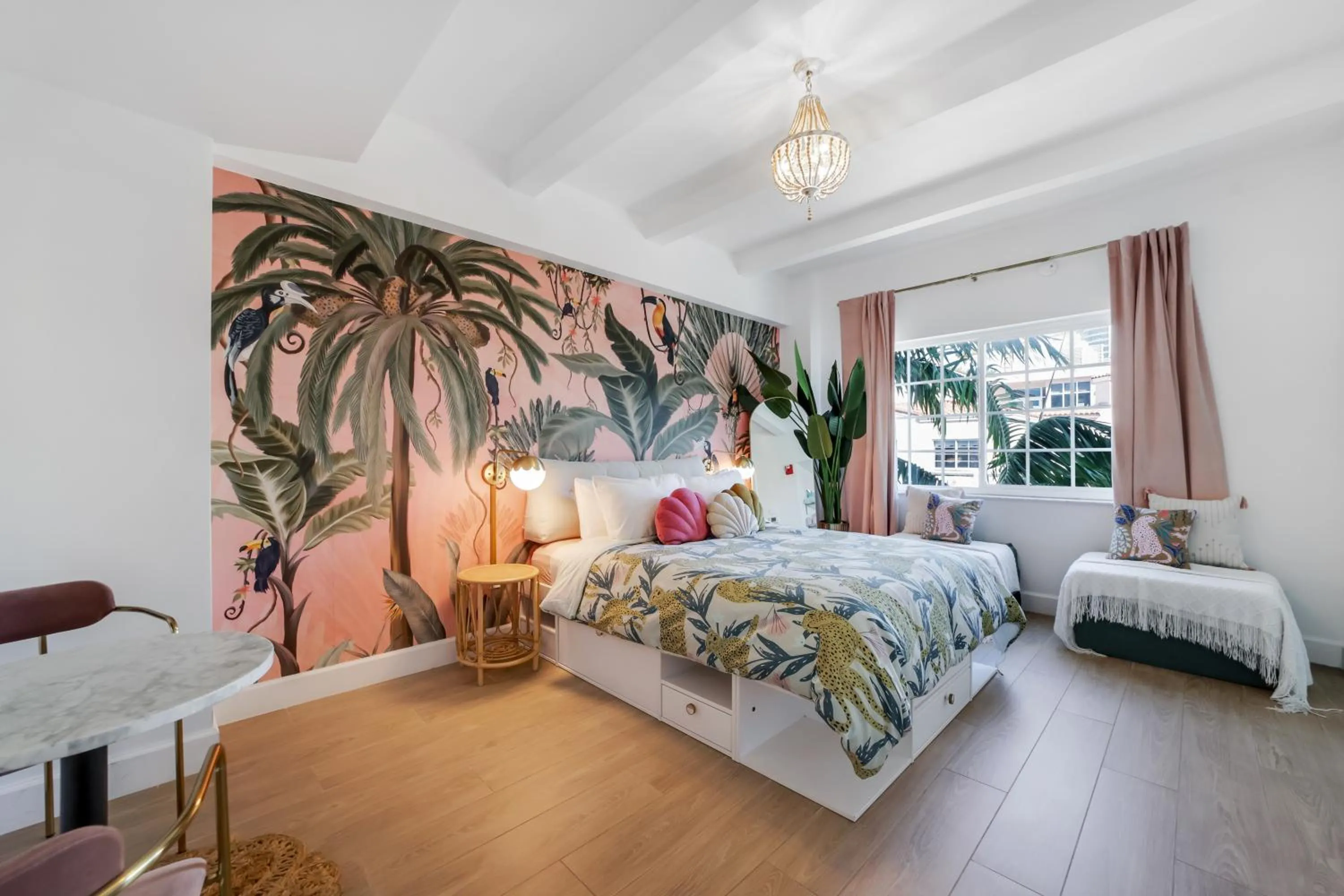 Bed in Ocean Spray Hotel