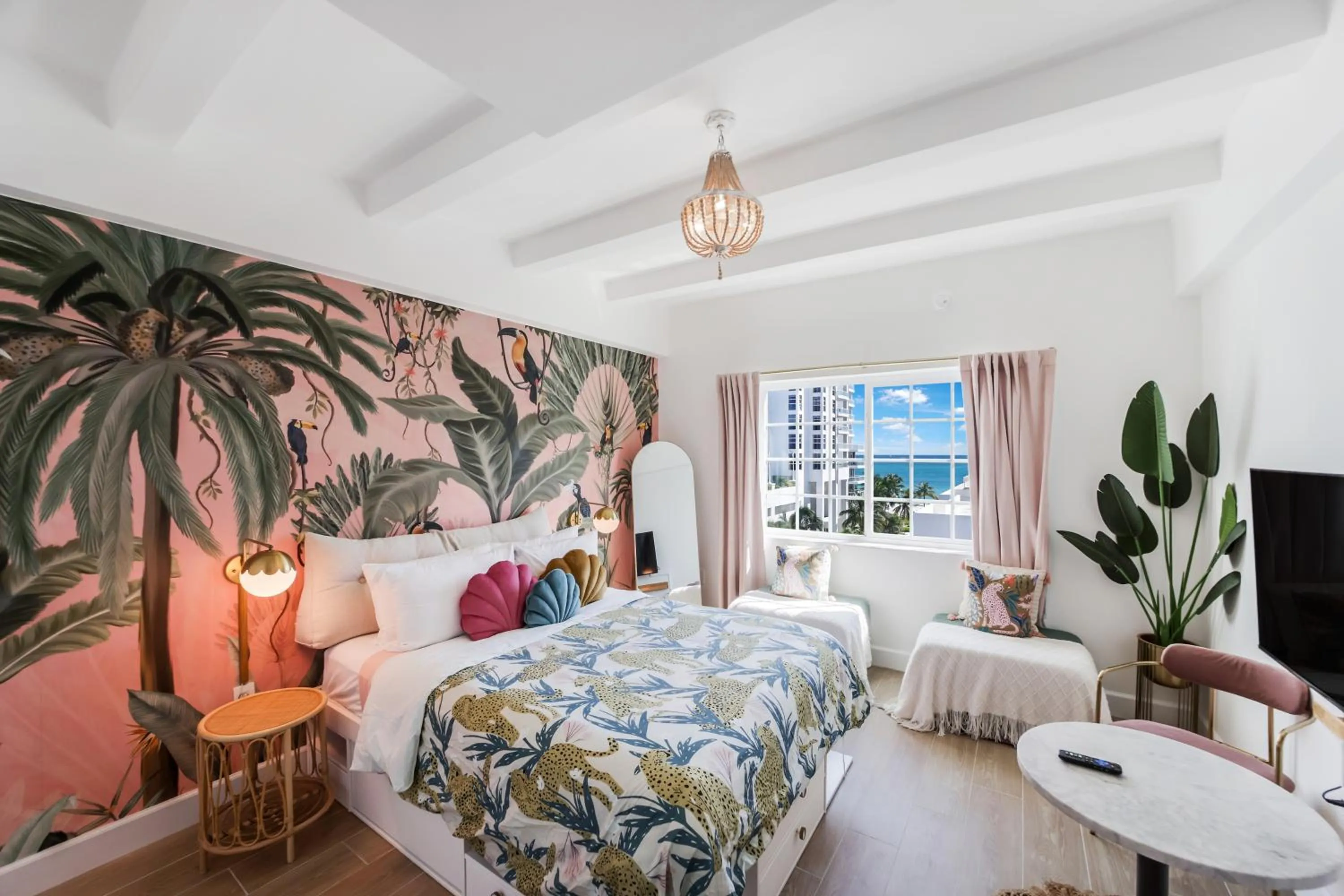 Bed in Ocean Spray Hotel