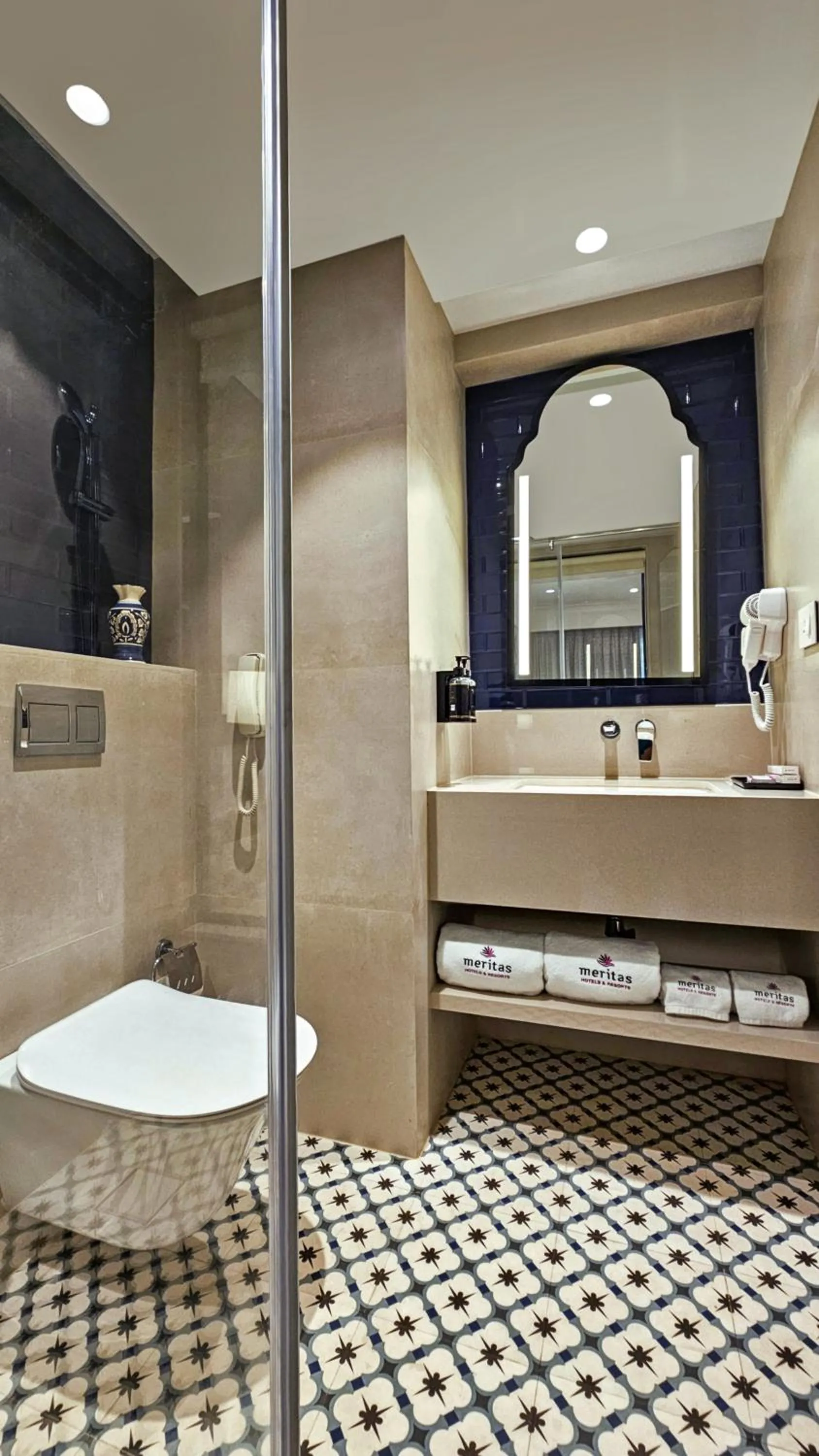 Shower in Meritas Auberge Calangute Goa