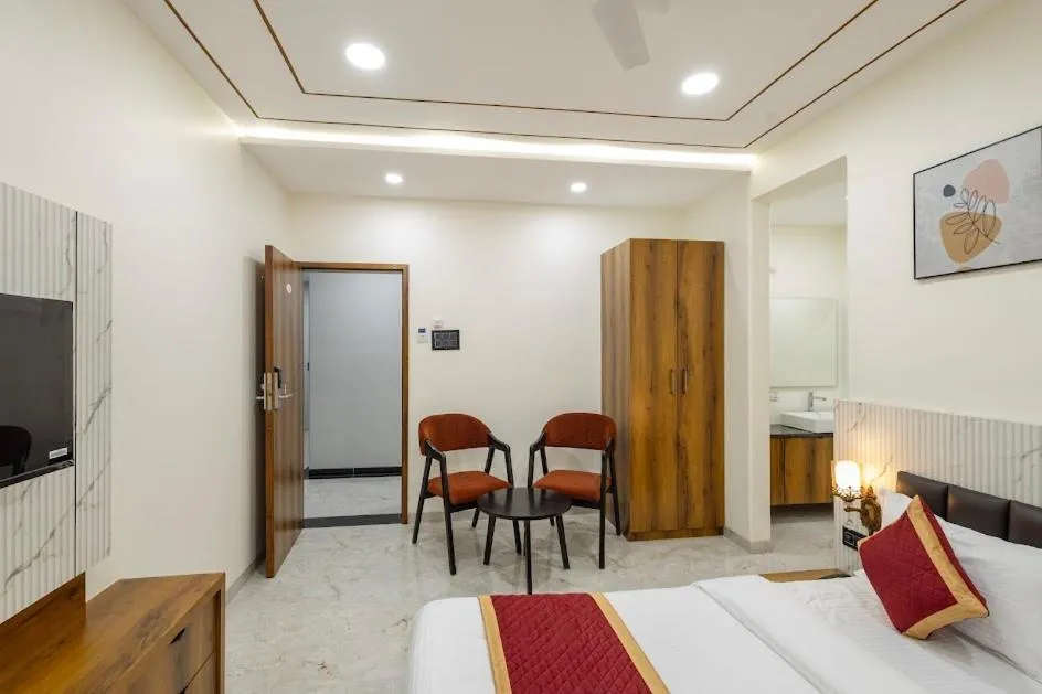 Bed in Hotel Money Plant