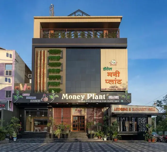 Hotel Money Plant Hotel Money Plant
