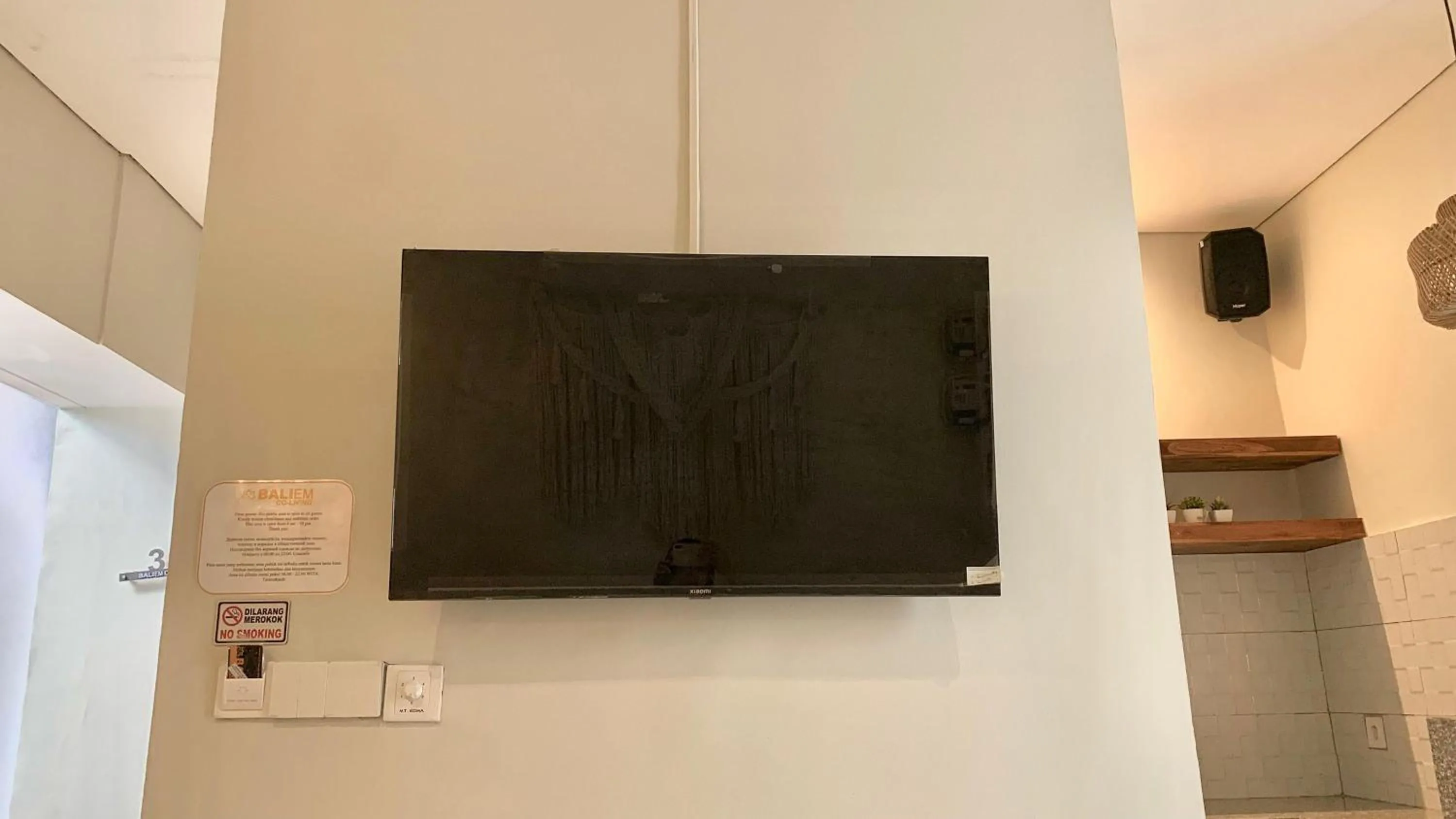 TV and multimedia in Baliem CoLiving