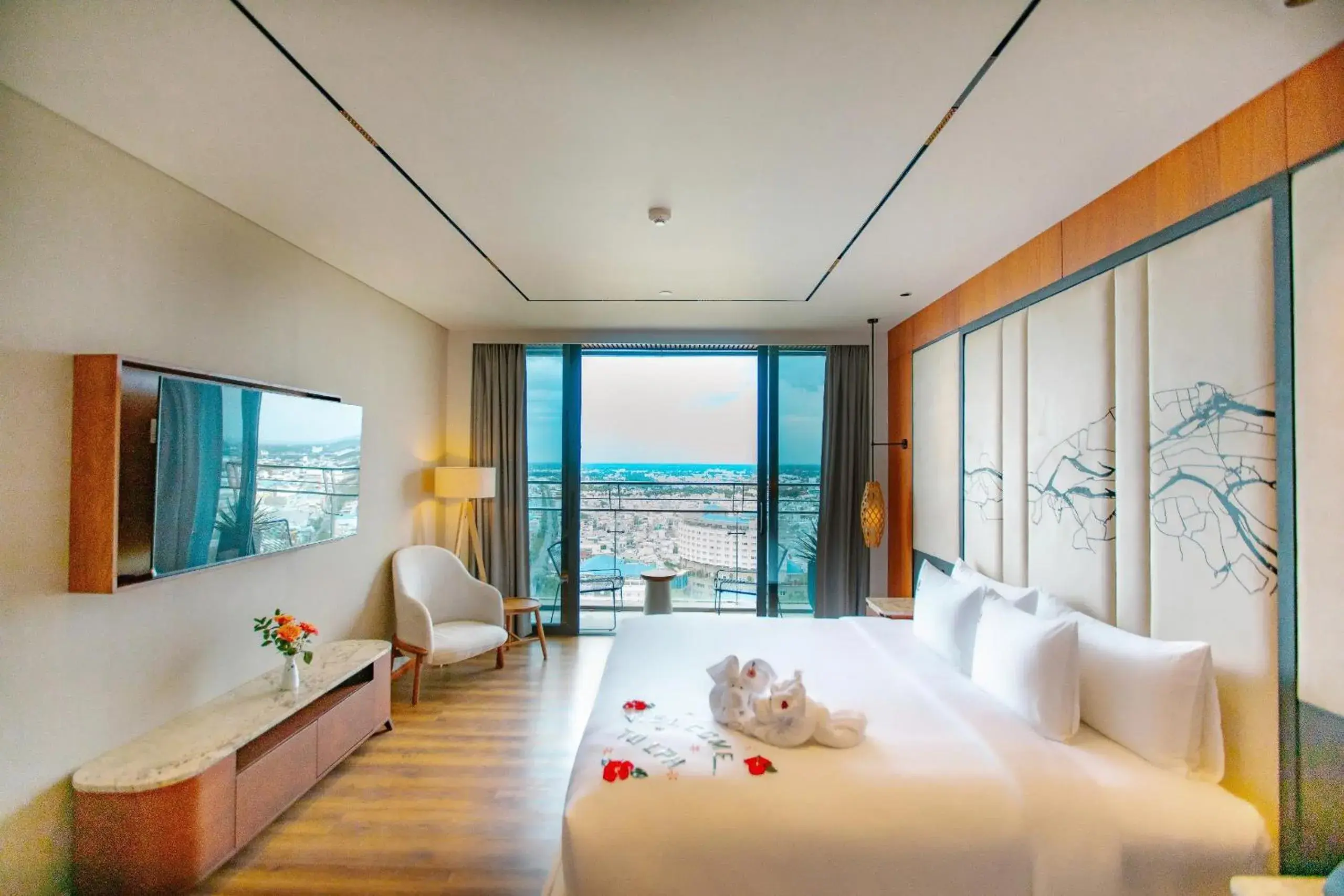 Presidential Suite Room with River View in CENTRAL PLAZA HOTEL - Mỹ Tho Presidential Suite Room with River View in CENTRAL PLAZA HOTEL - Mỹ Tho