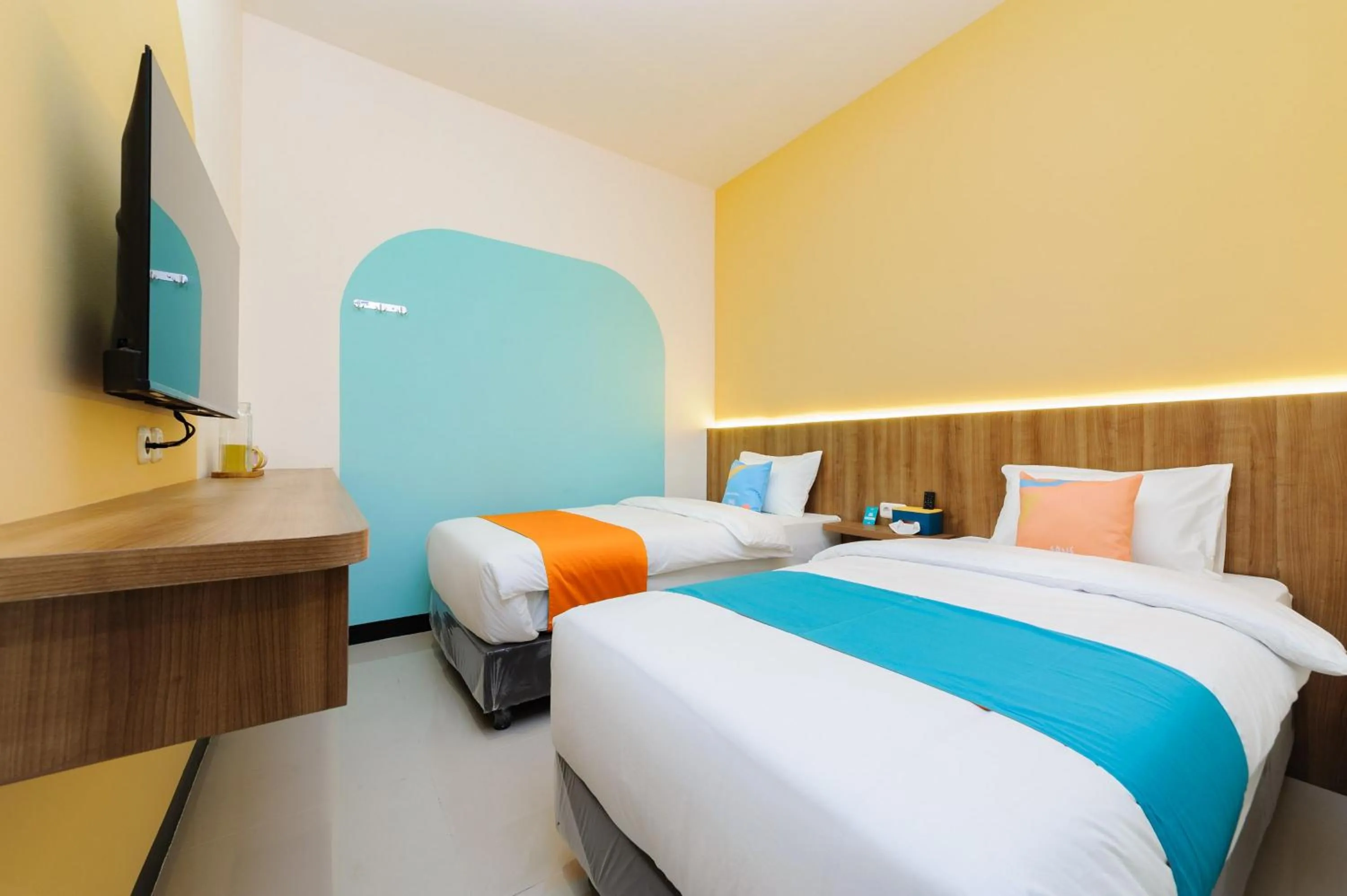 Bedroom, Bed in Sans Max Living Tangerang