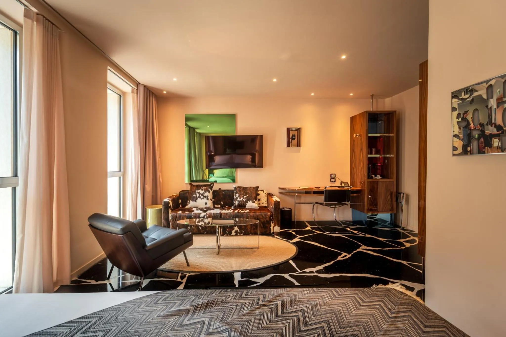 TV and multimedia in Hotel Calimala Milano