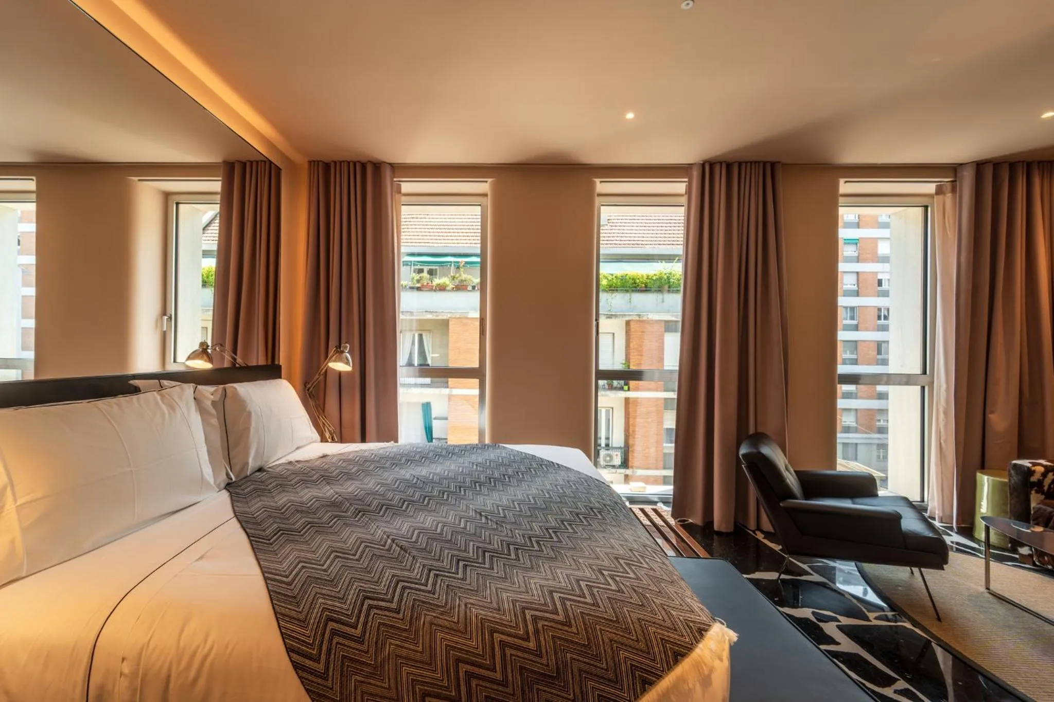 Bed in Hotel Calimala Milano