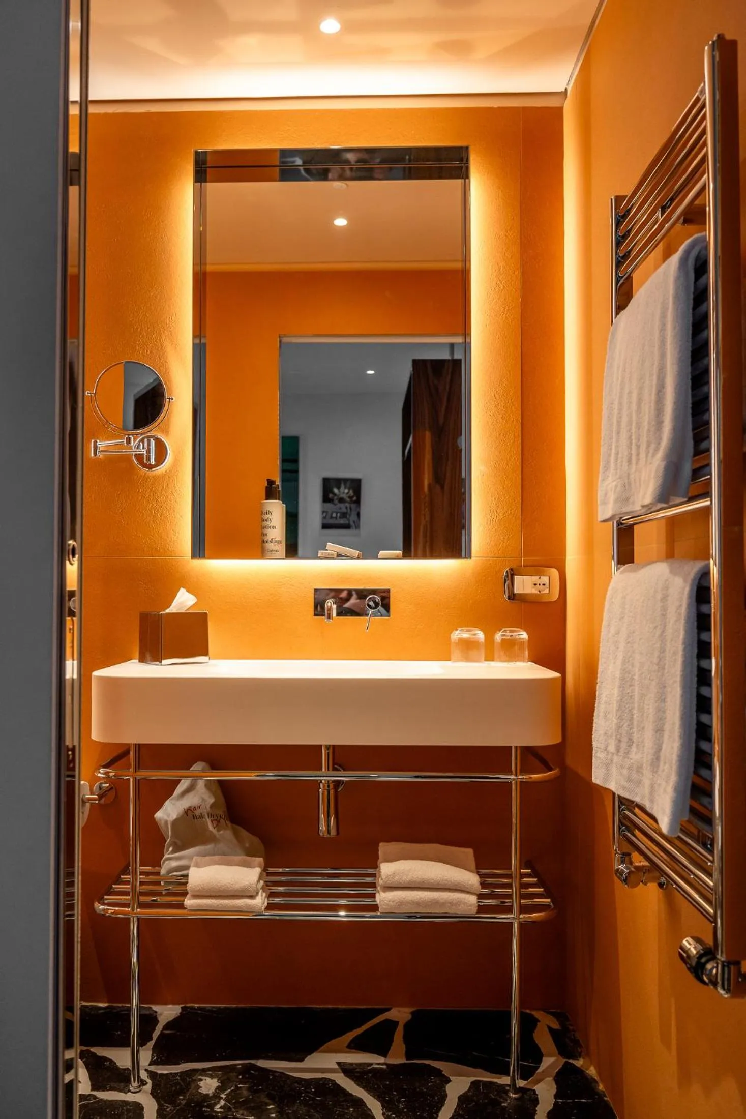 Bathroom in Hotel Calimala Milano