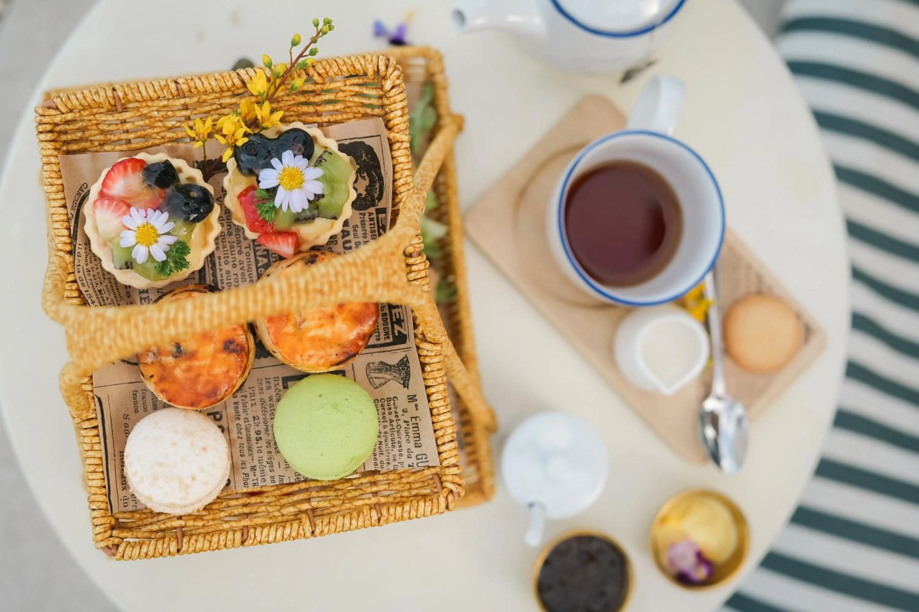 Food and drinks in Chalong Marina Bay View Phuket