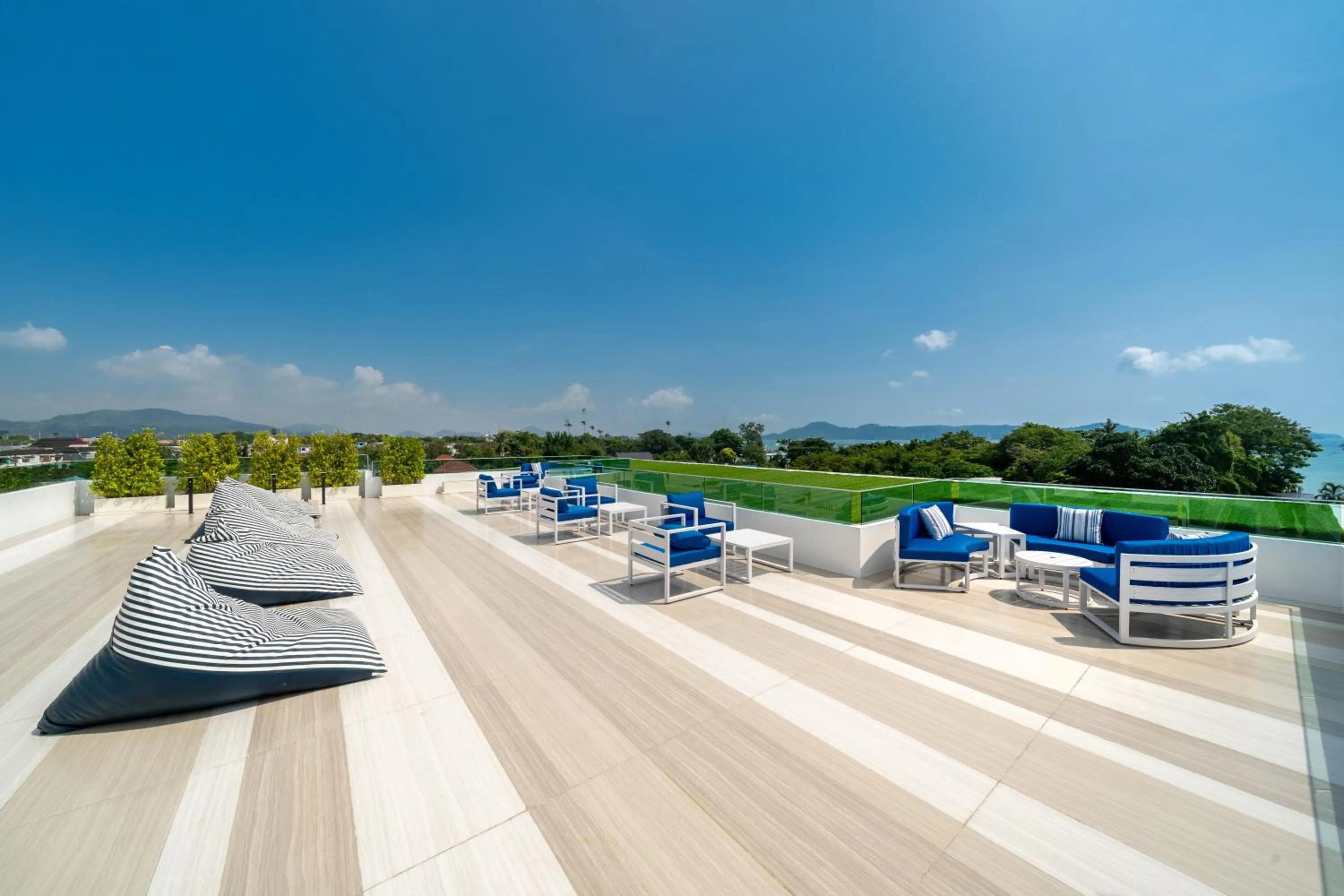 Day in Chalong Marina Bay View Phuket