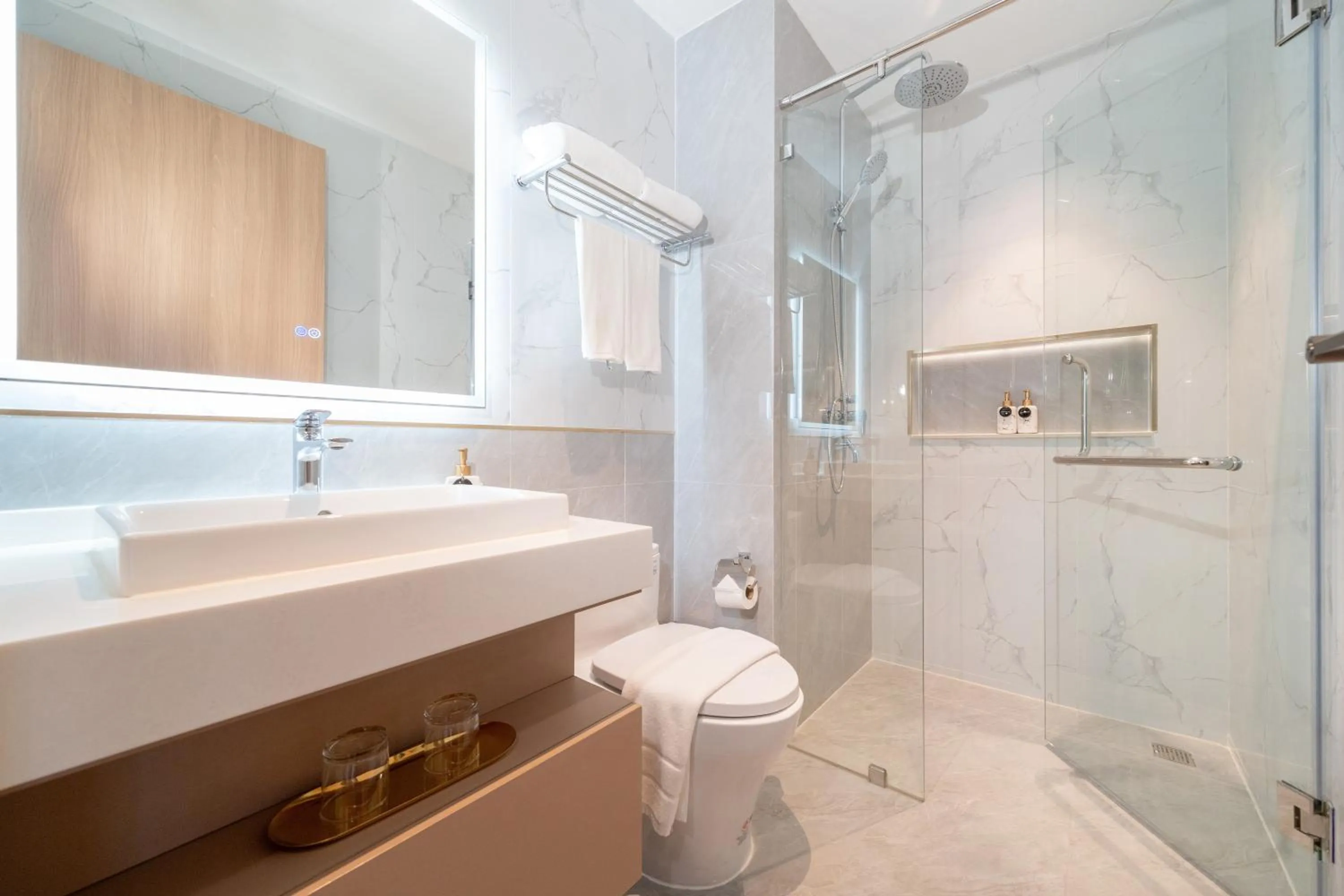 Shower in Chalong Marina Bay View Phuket