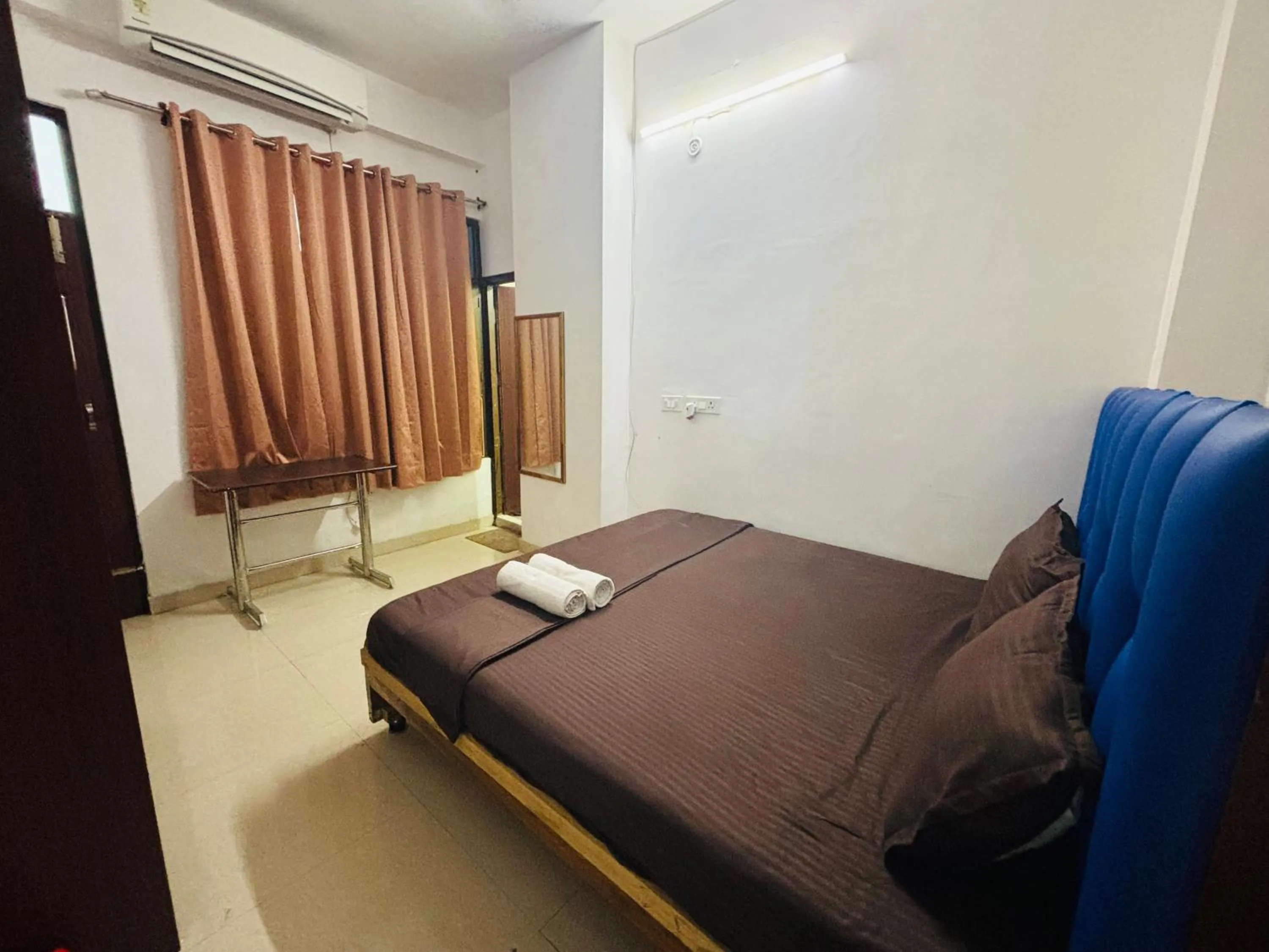 Bed in Akshay continental