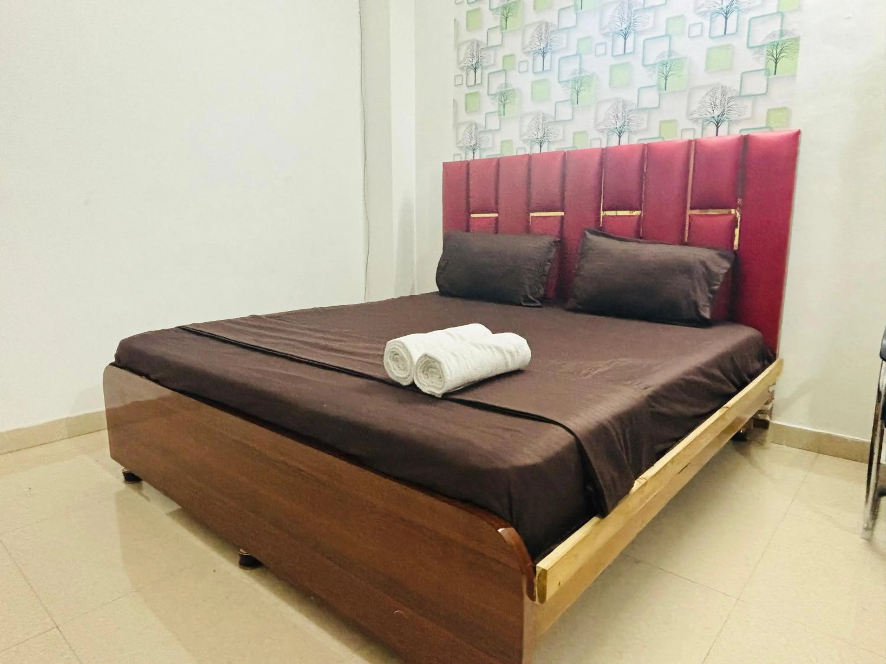 Bed in Akshay continental