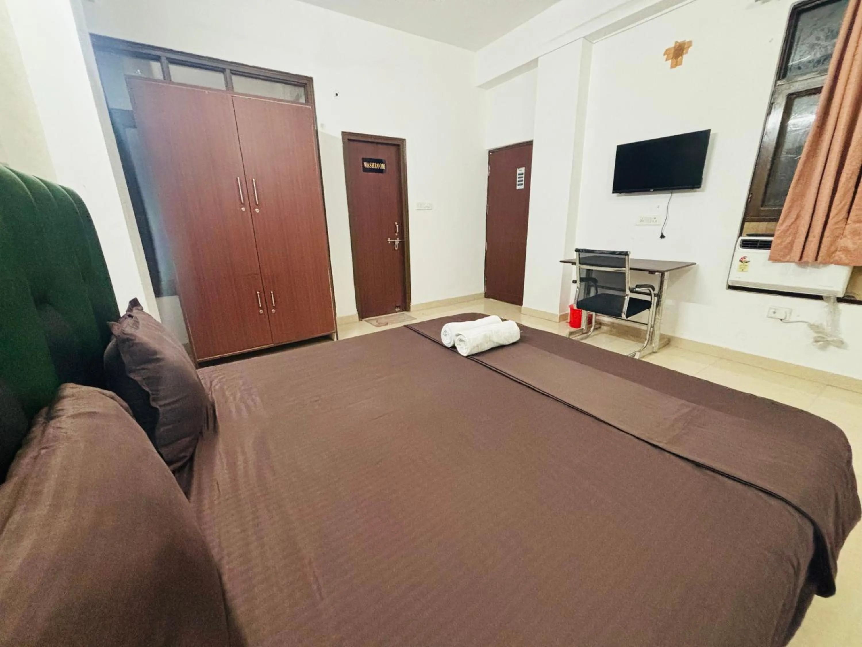 Bed in Akshay continental