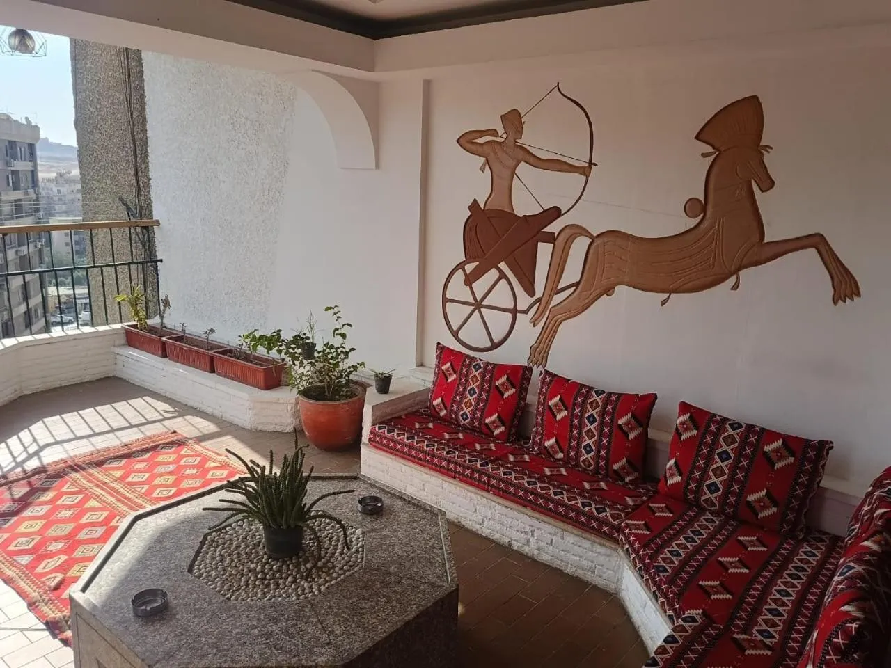 Balcony/Terrace in Pyramids Nights Hostel