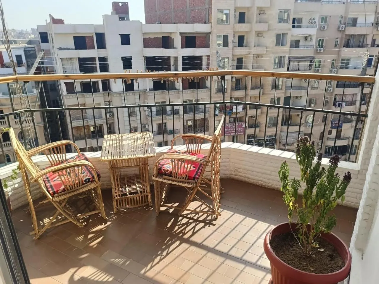 Balcony/Terrace in Pyramids Nights Hostel