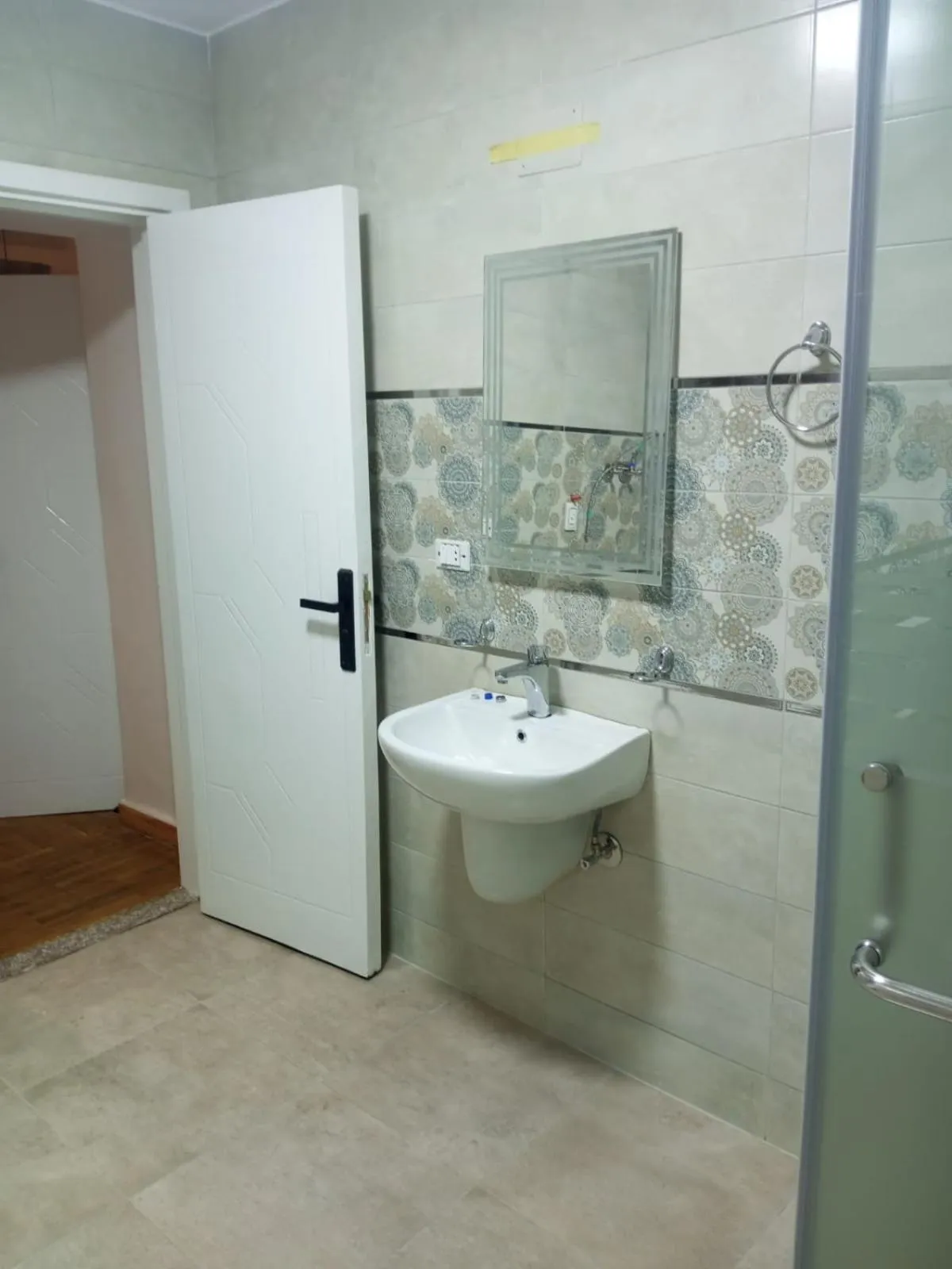 Bathroom in Pyramids Nights Hostel