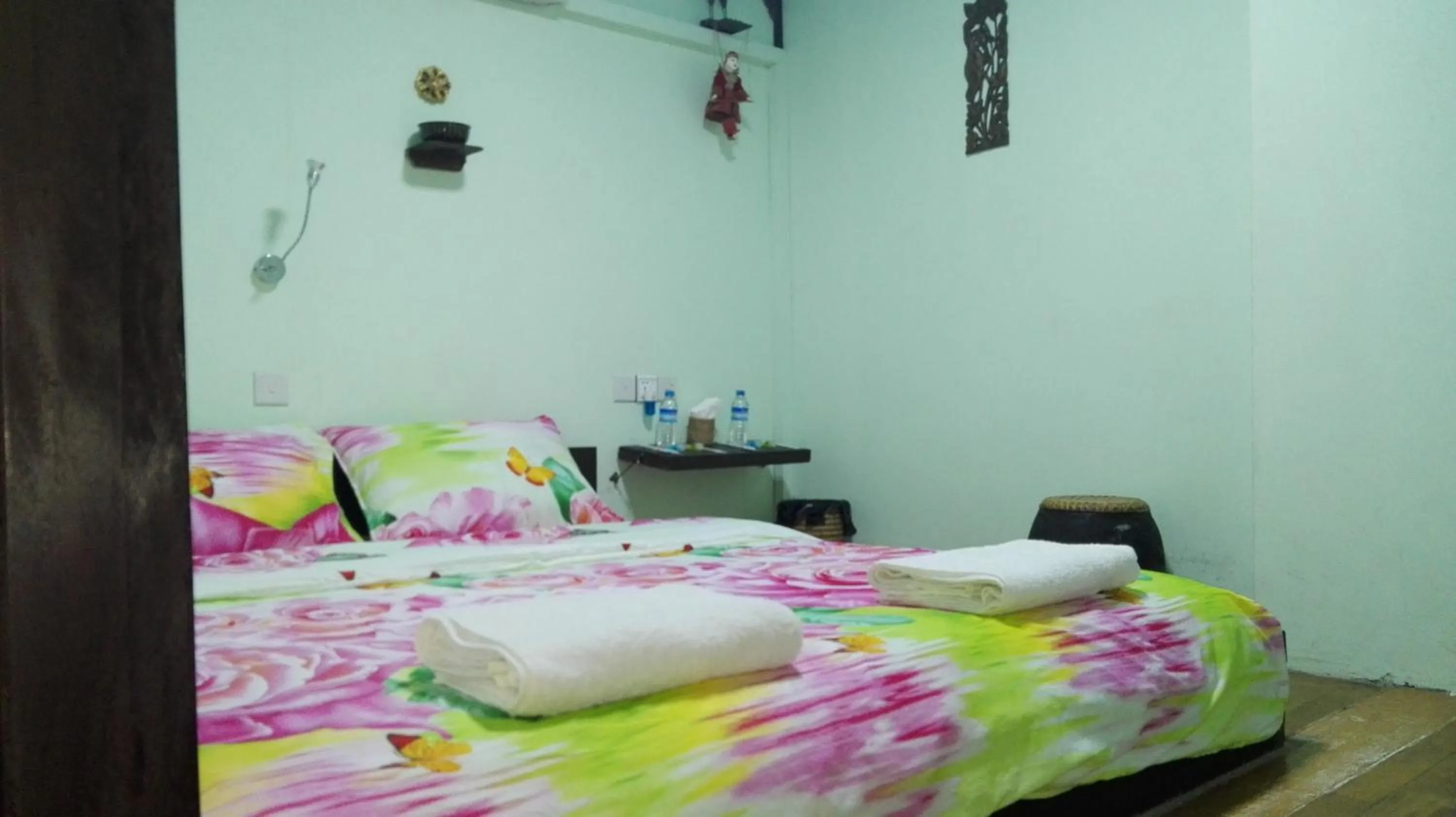 Bedroom, Bed in Shannkalay Hostel