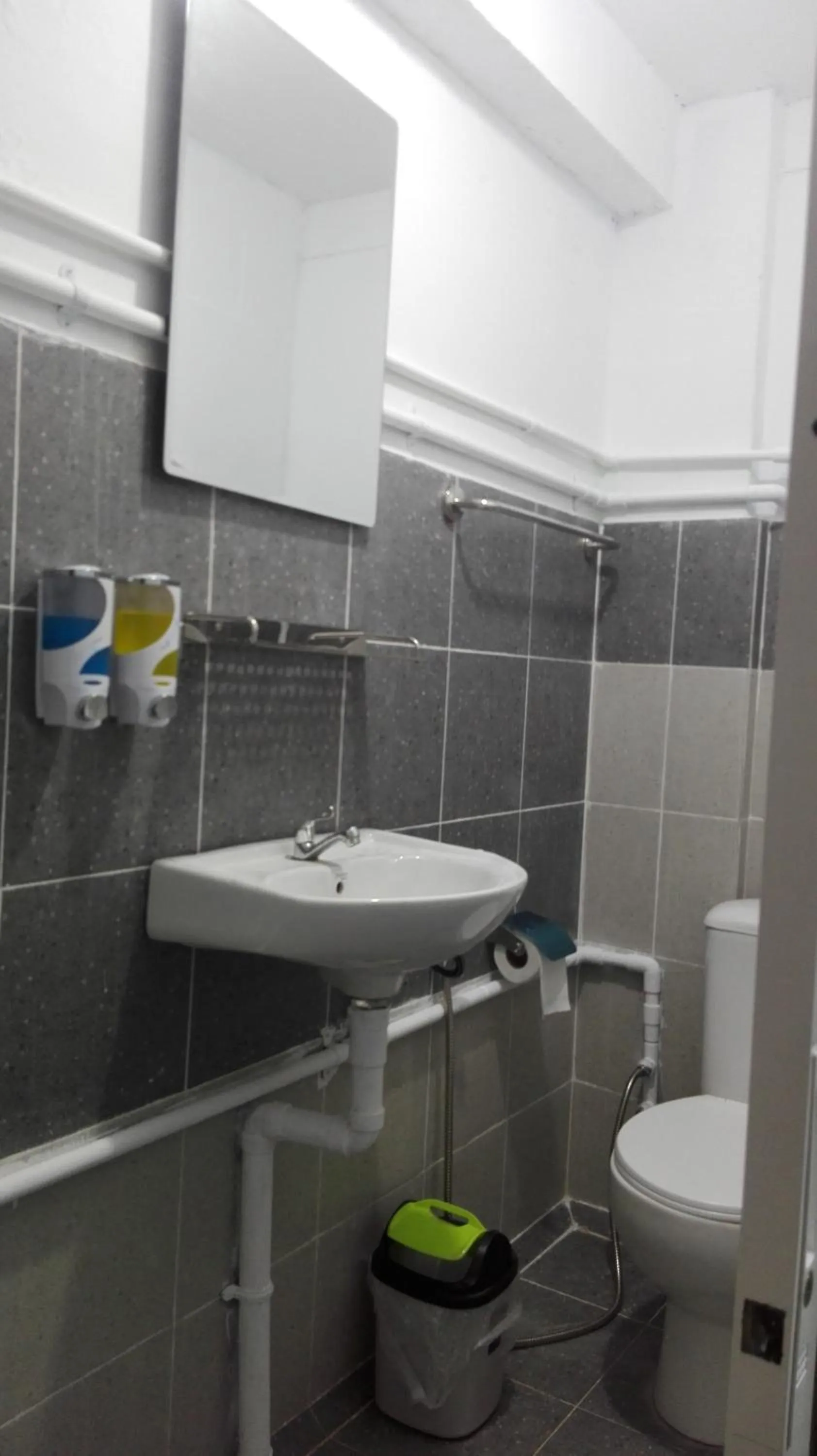 Bathroom in Shannkalay Hostel