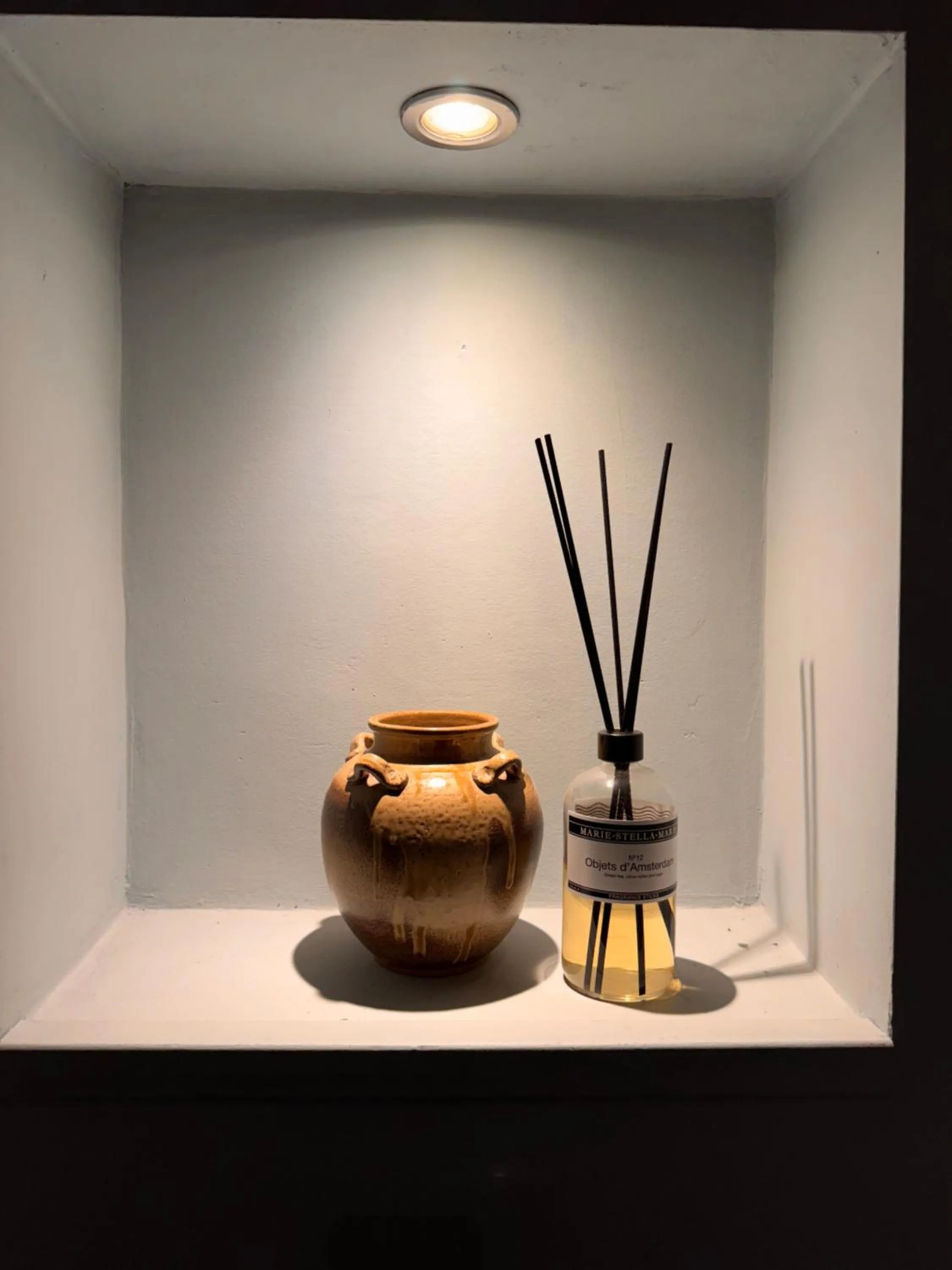 Property building in Décor Canal House