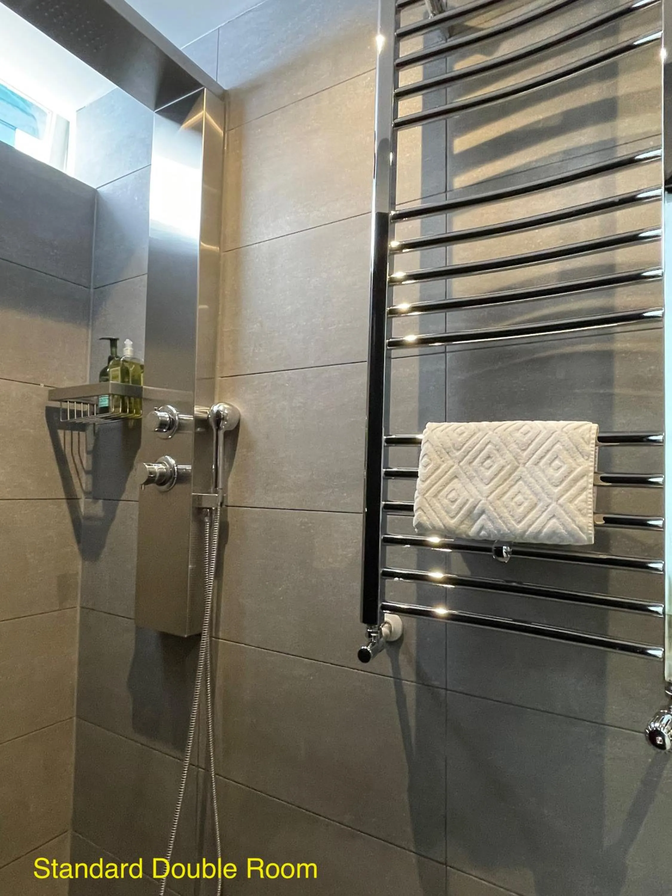 Bathroom in Décor Canal House