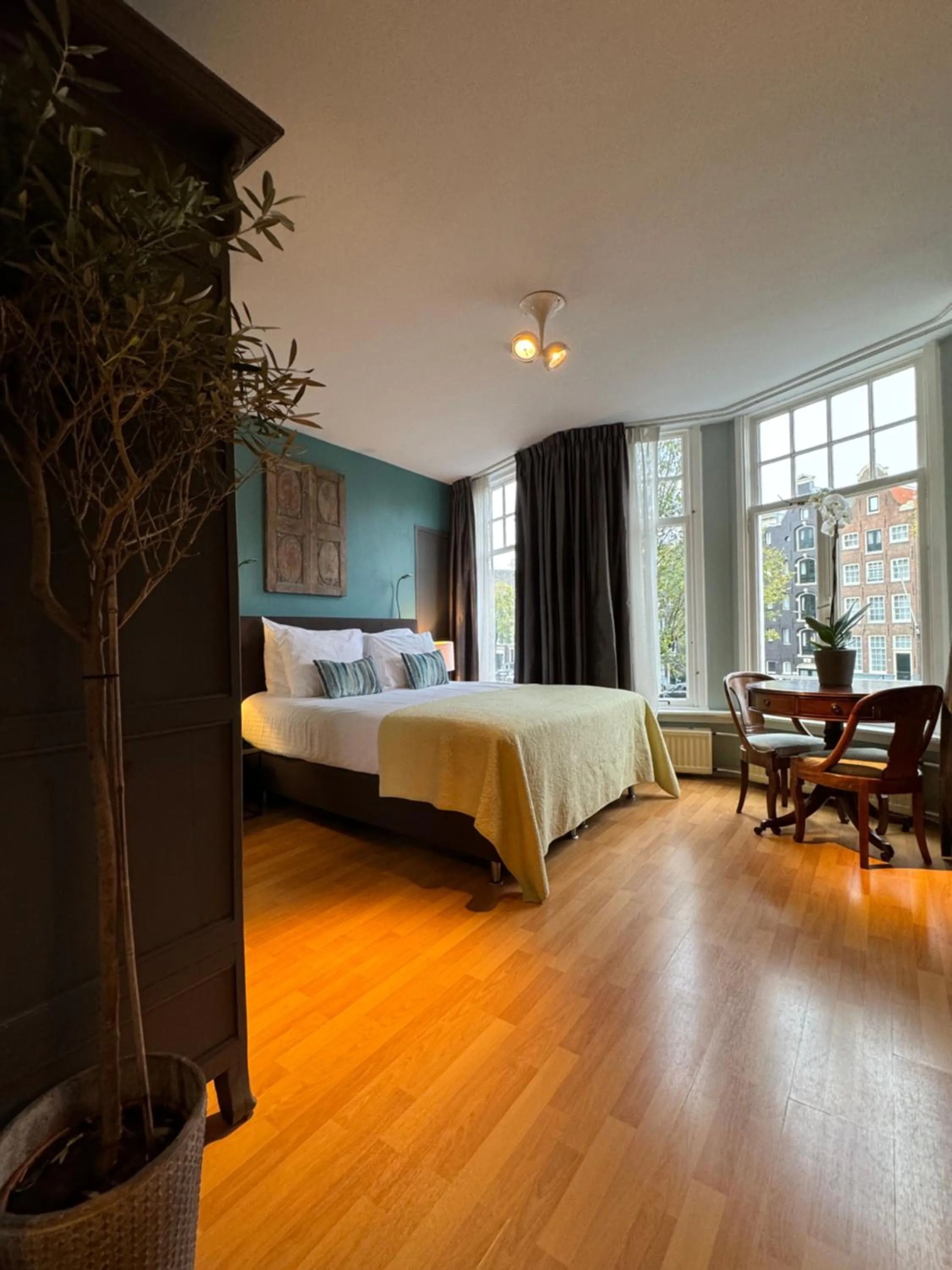 Bed in Décor Canal House