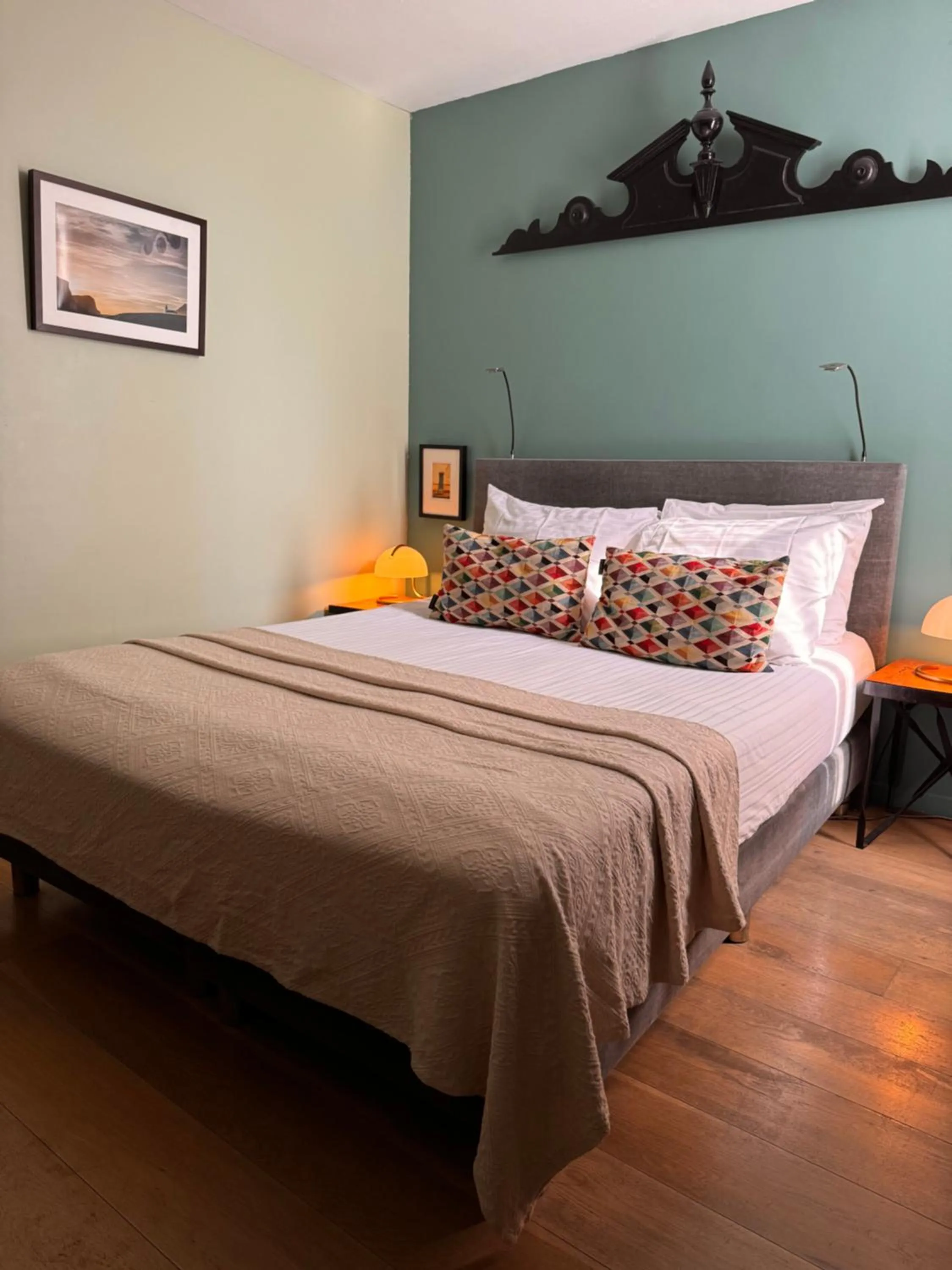 Bedroom, Bed in Décor Canal House