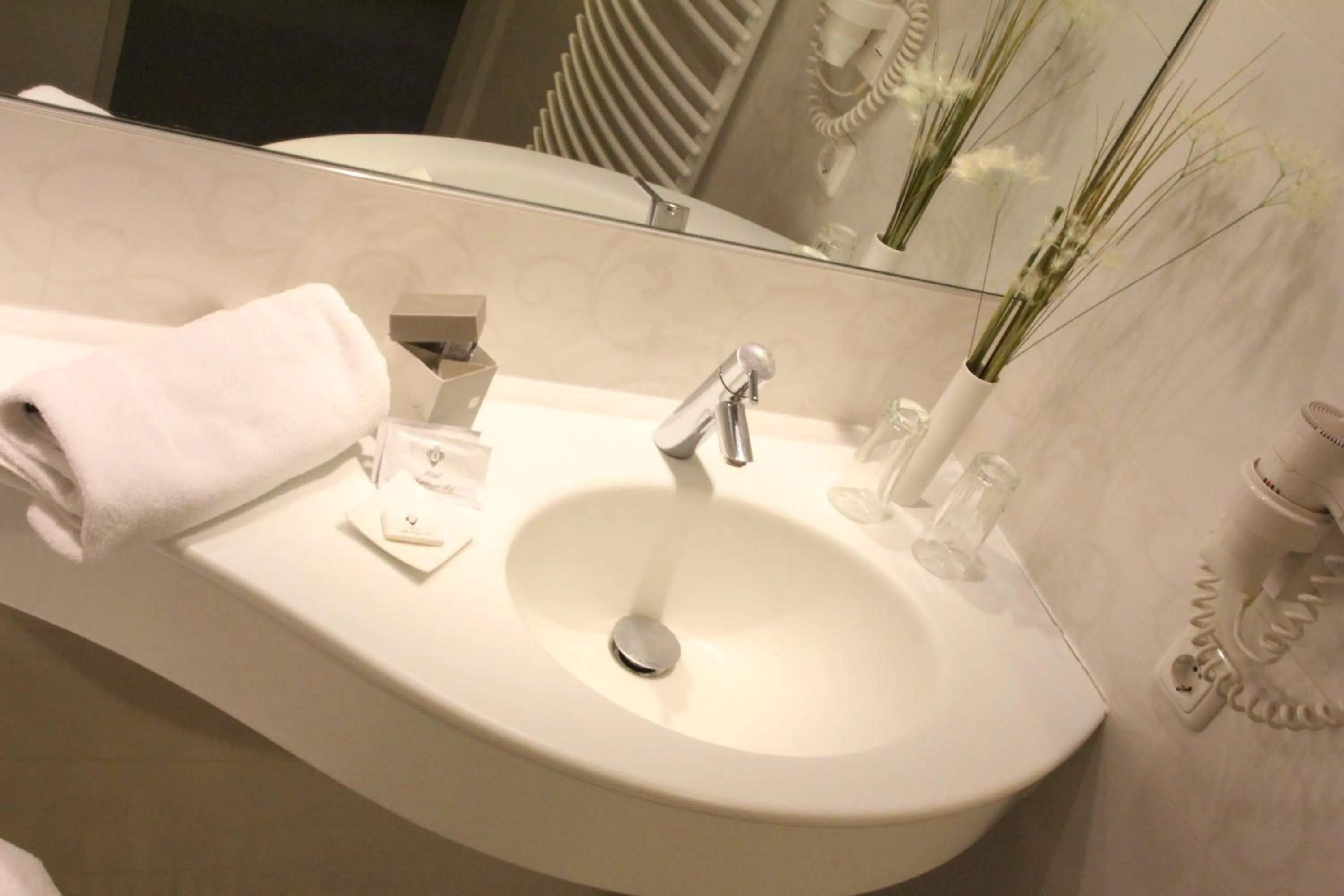 Bathroom in Hotel Alhartinger Hof