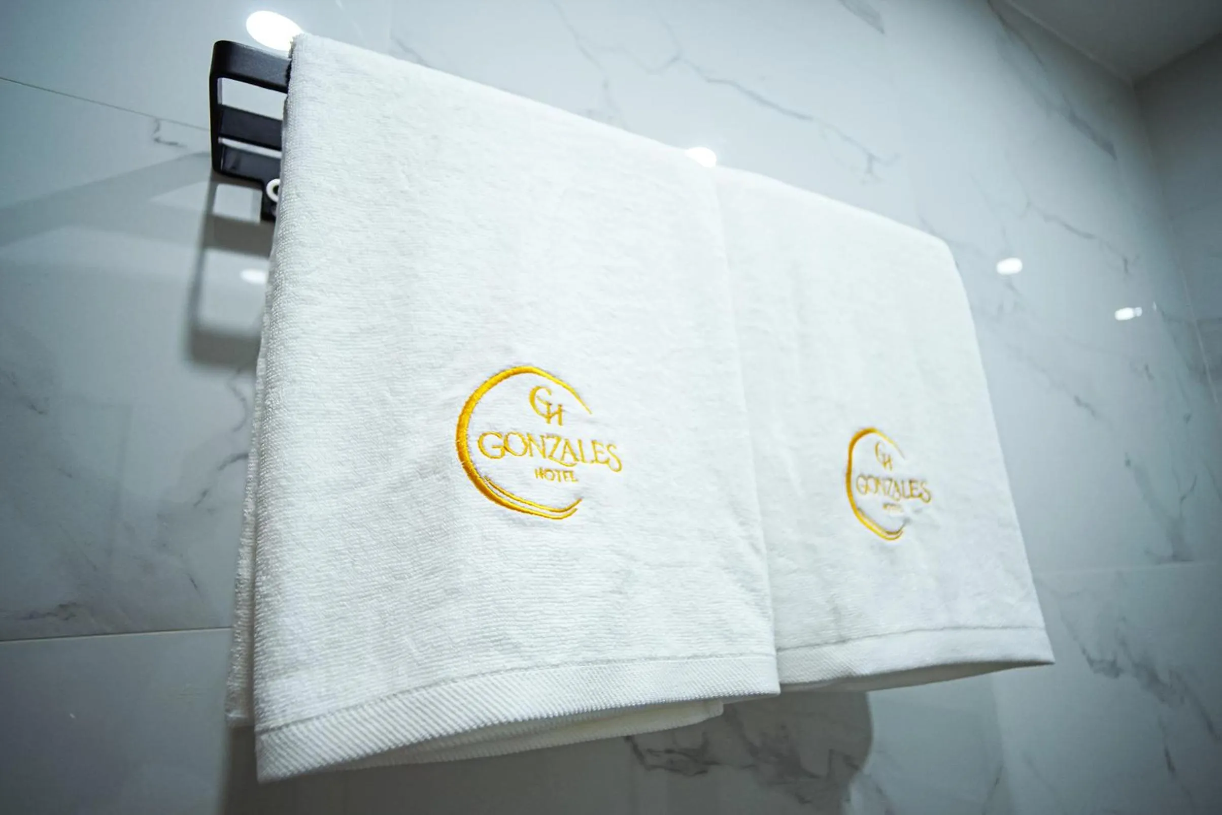 Bathroom in Gonzales Hotel