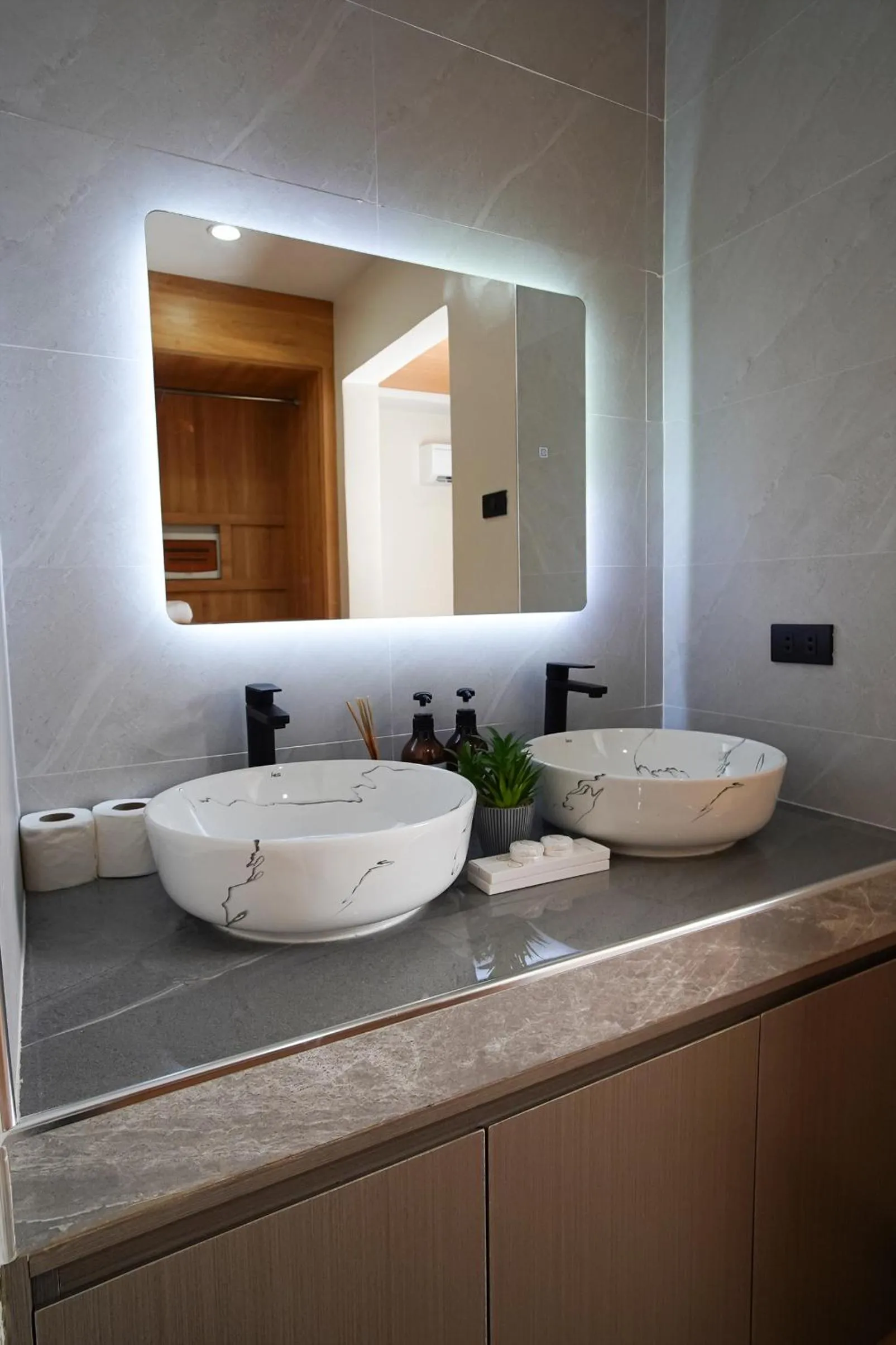 Bathroom in Gonzales Hotel