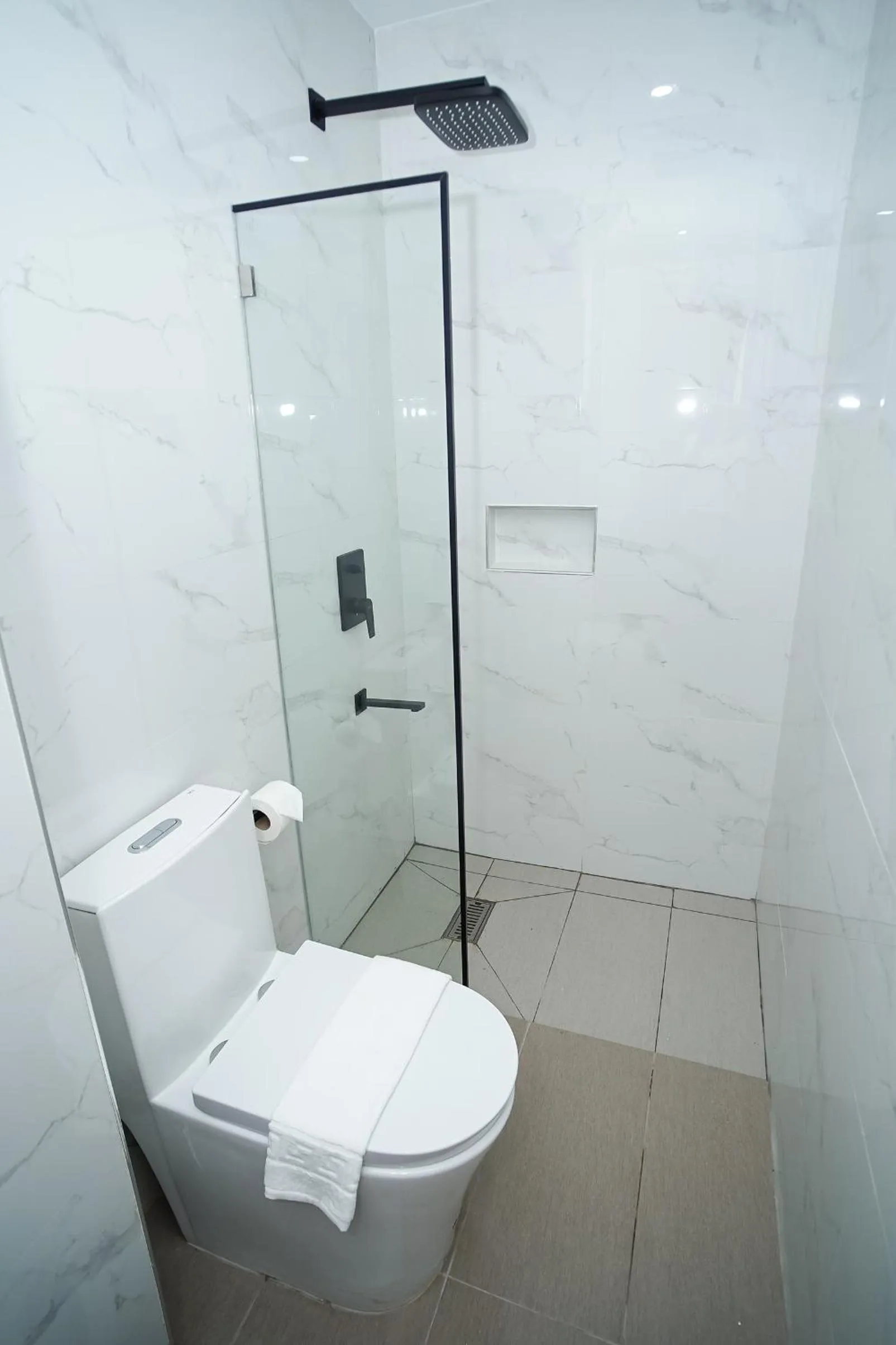 Bathroom in Gonzales Hotel