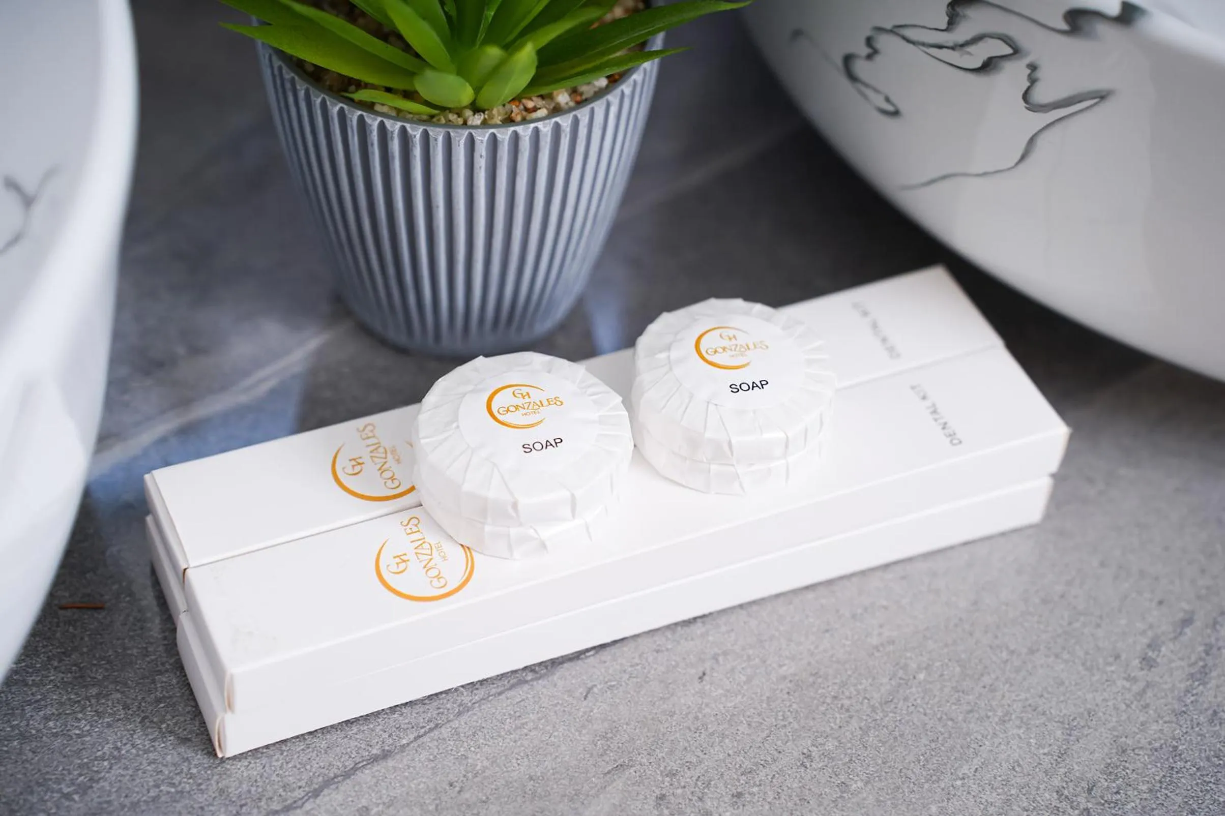 Guests in Gonzales Hotel