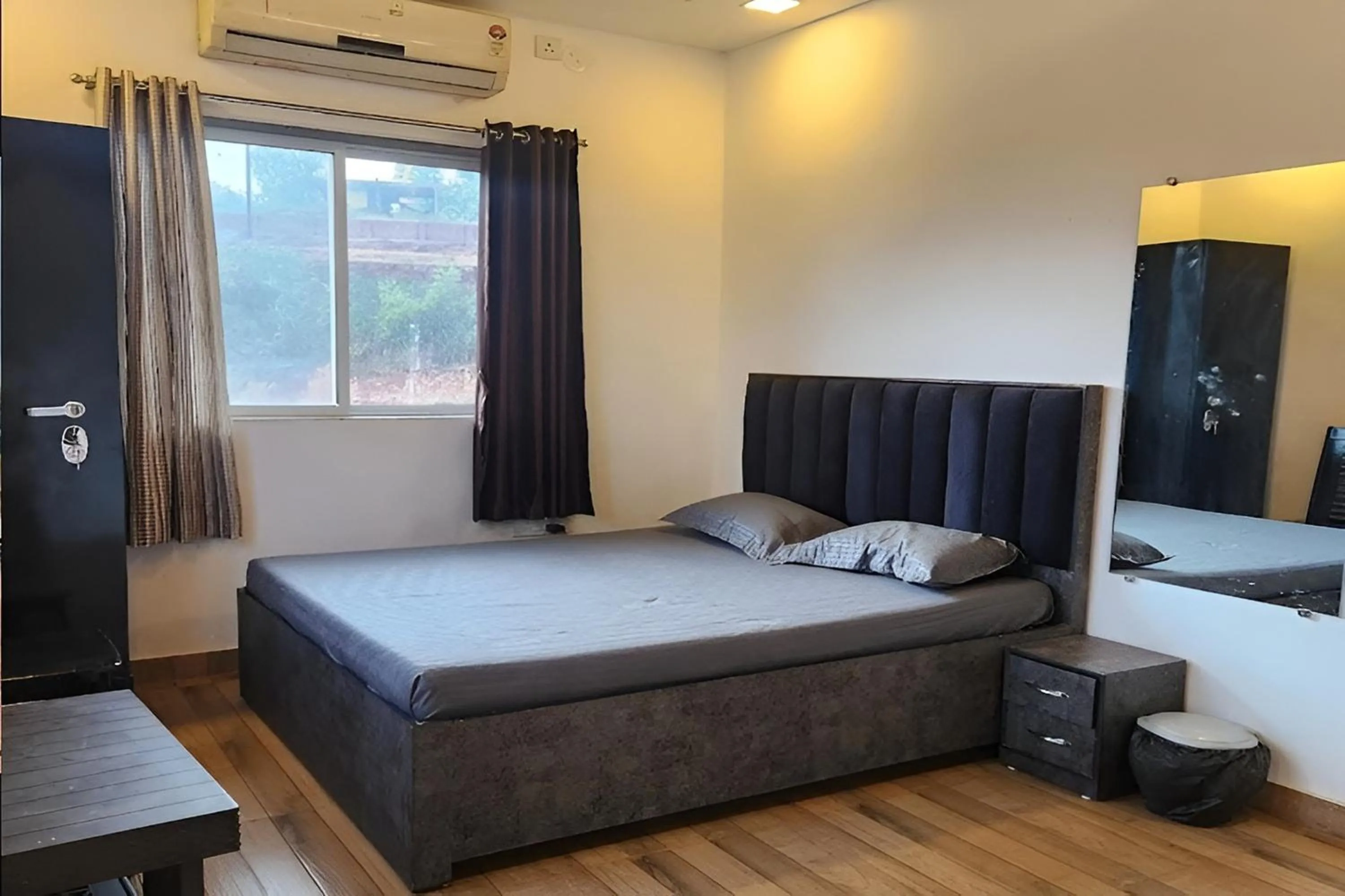 Bed in Saubhagya Villa