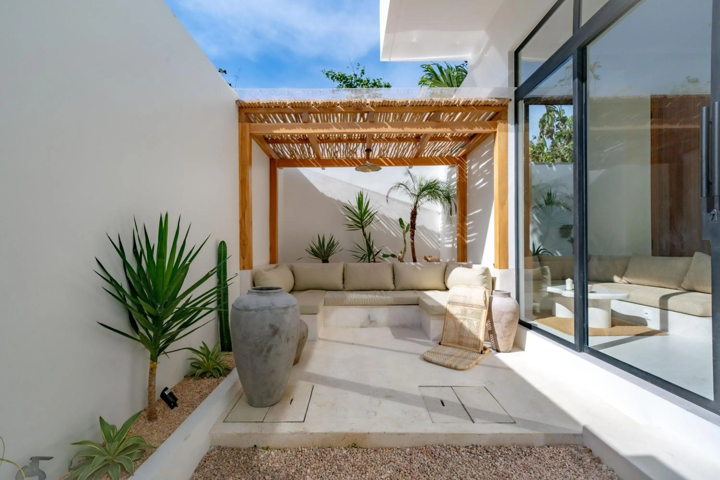 Patio in Casa Terra Uluwatu