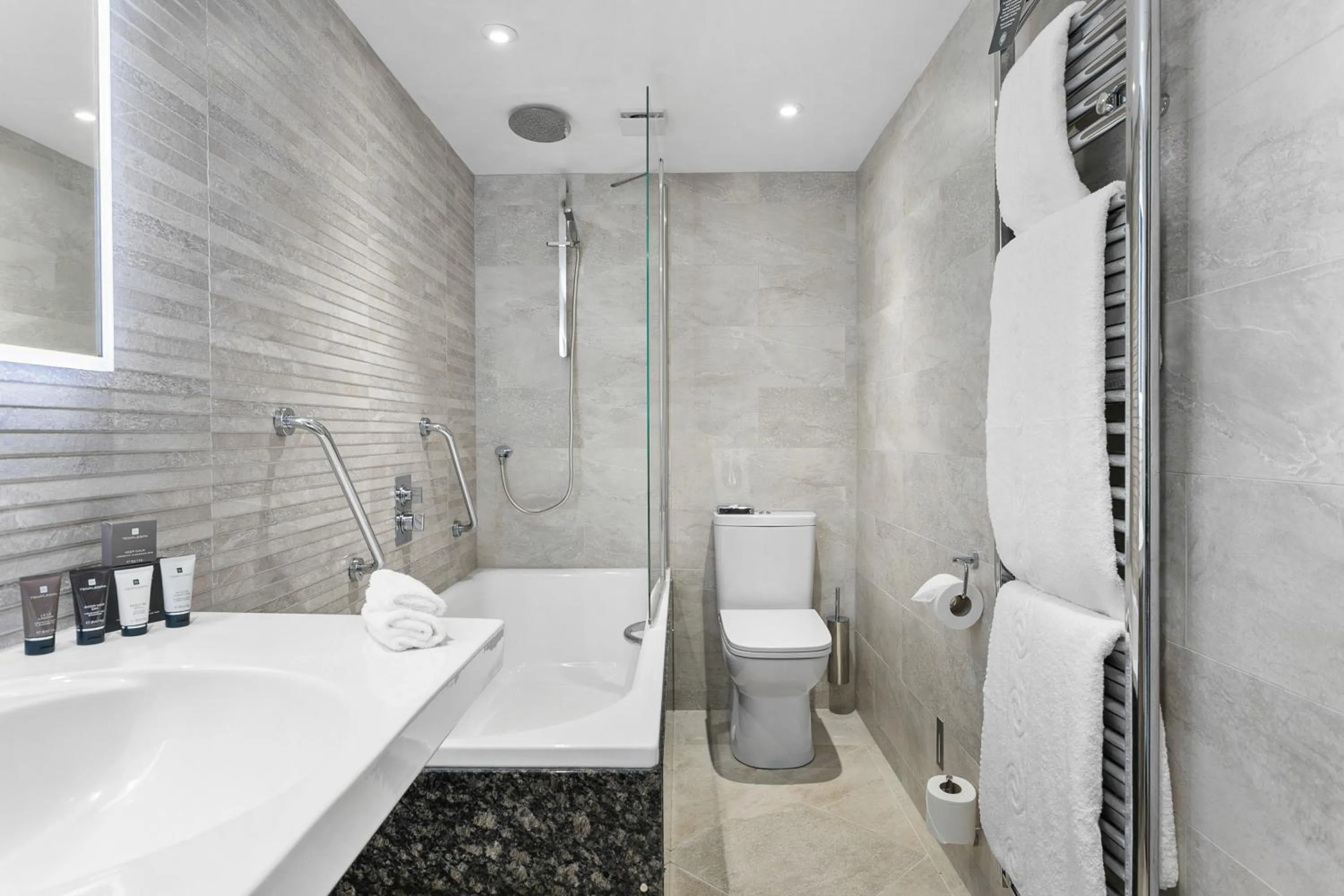 Bedroom in Thurlestone Hotel