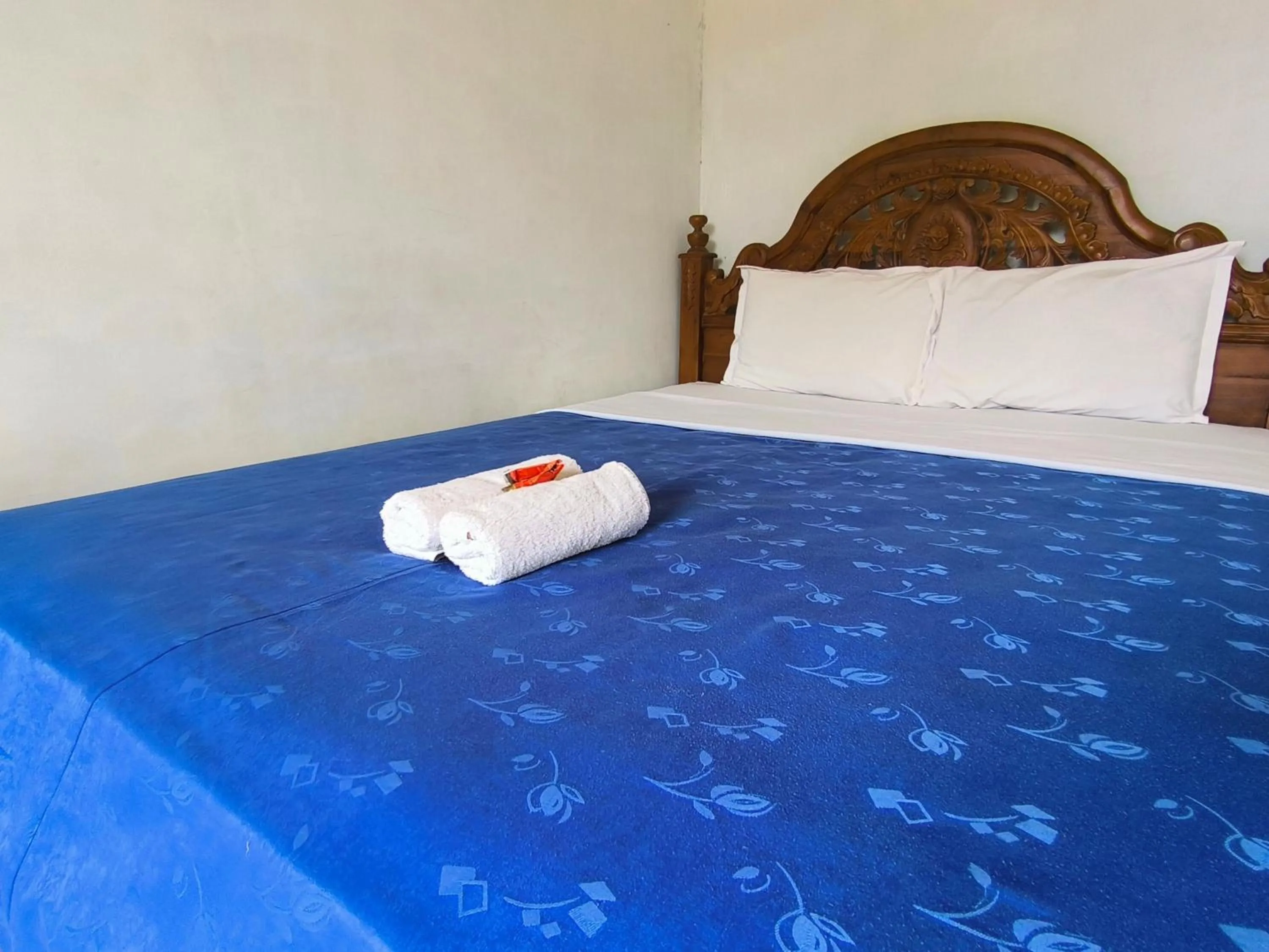 Bed in Sunrise Sea Hill Cottages