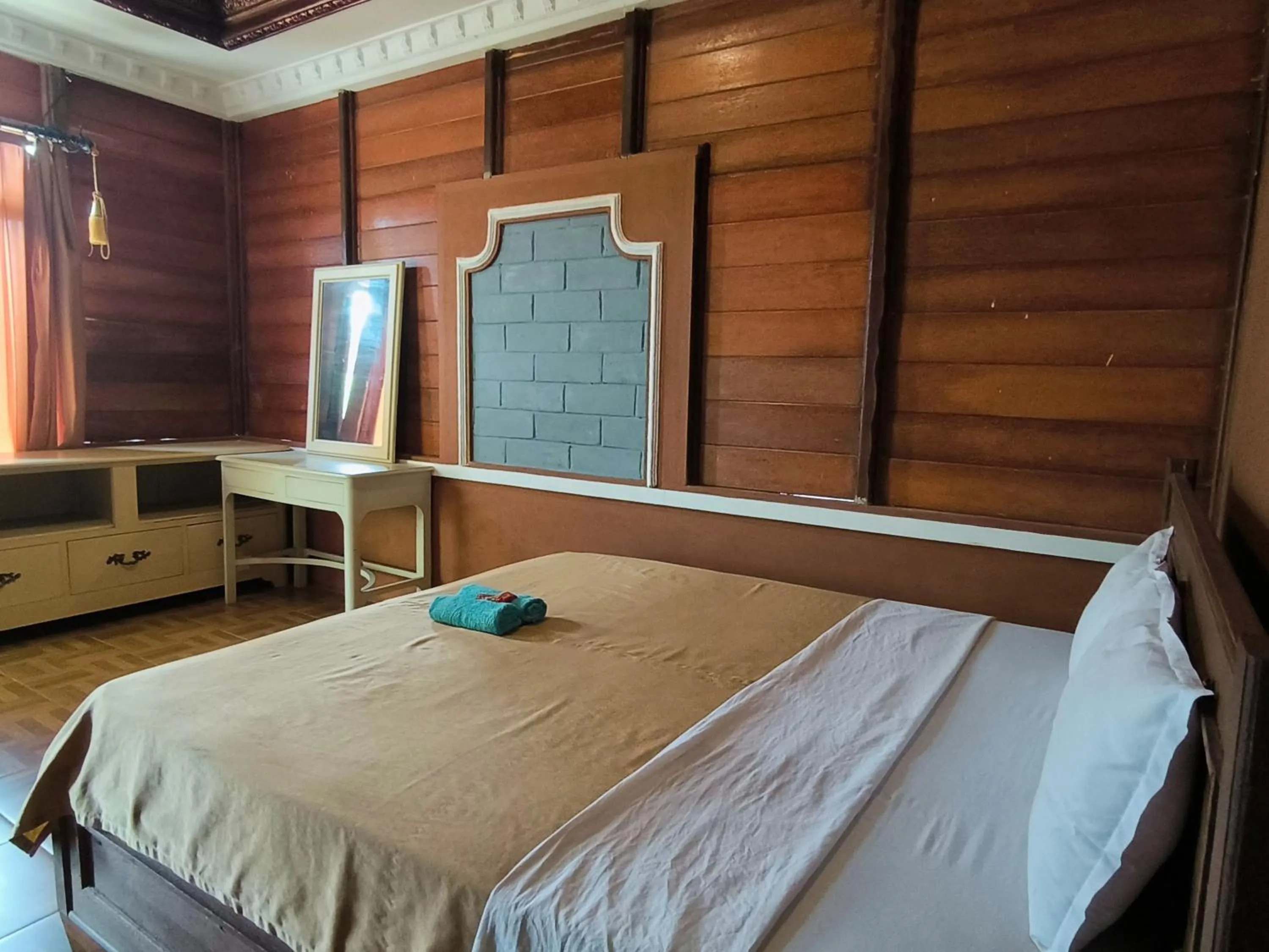 Bed in Sunrise Sea Hill Cottages