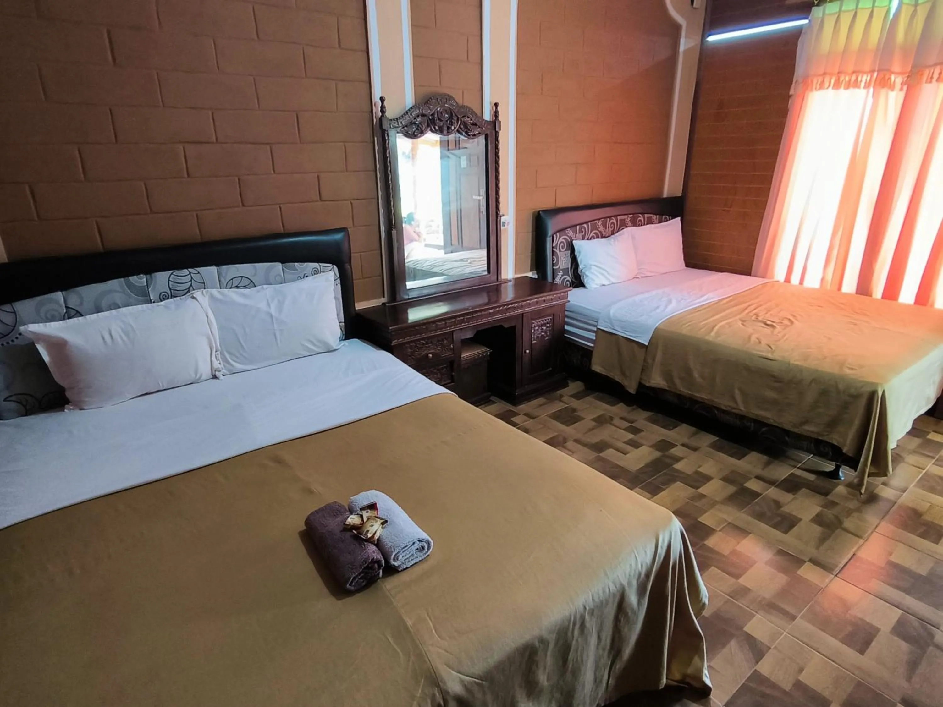 Bed in Sunrise Sea Hill Cottages