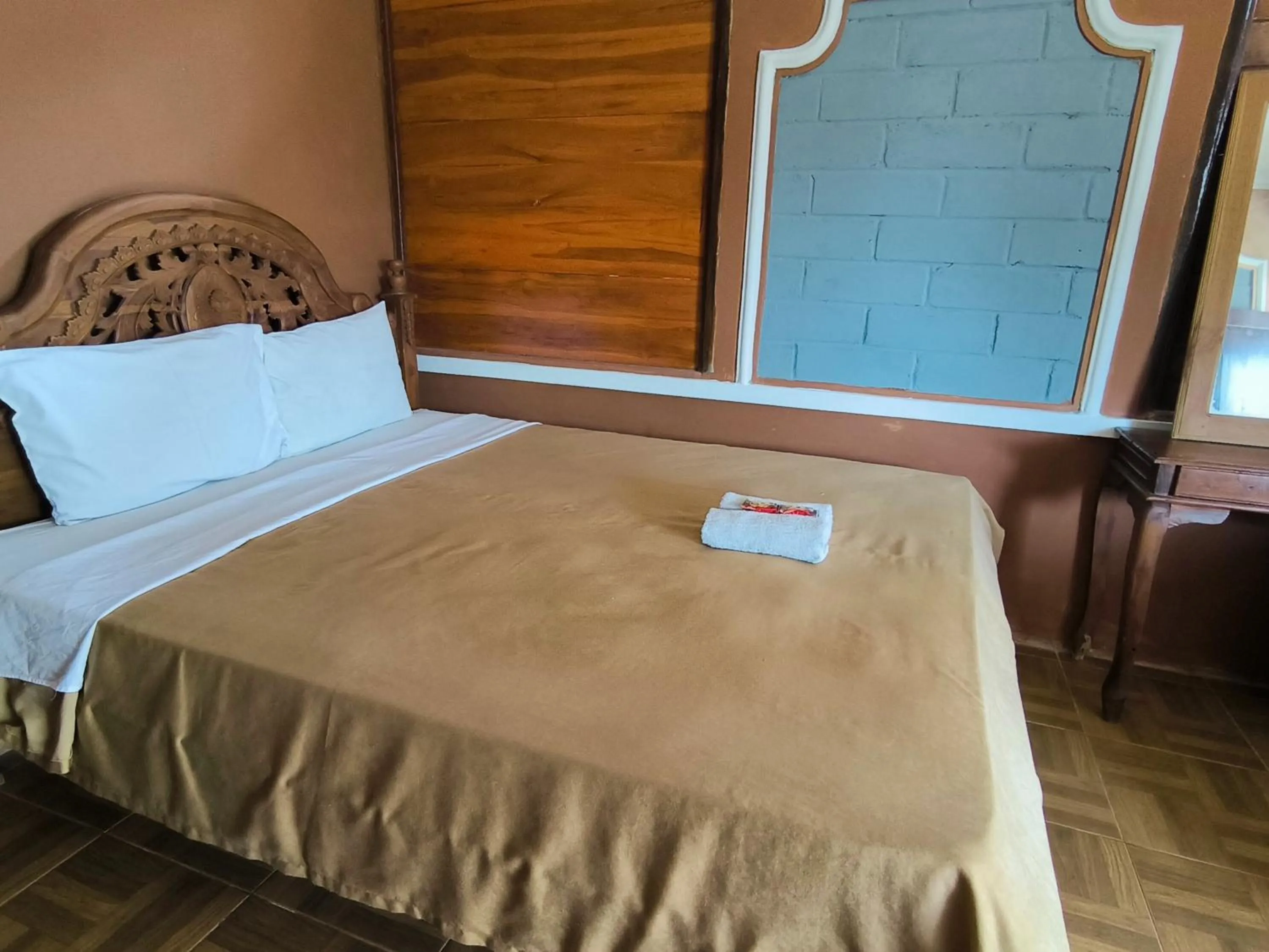 Bed in Sunrise Sea Hill Cottages