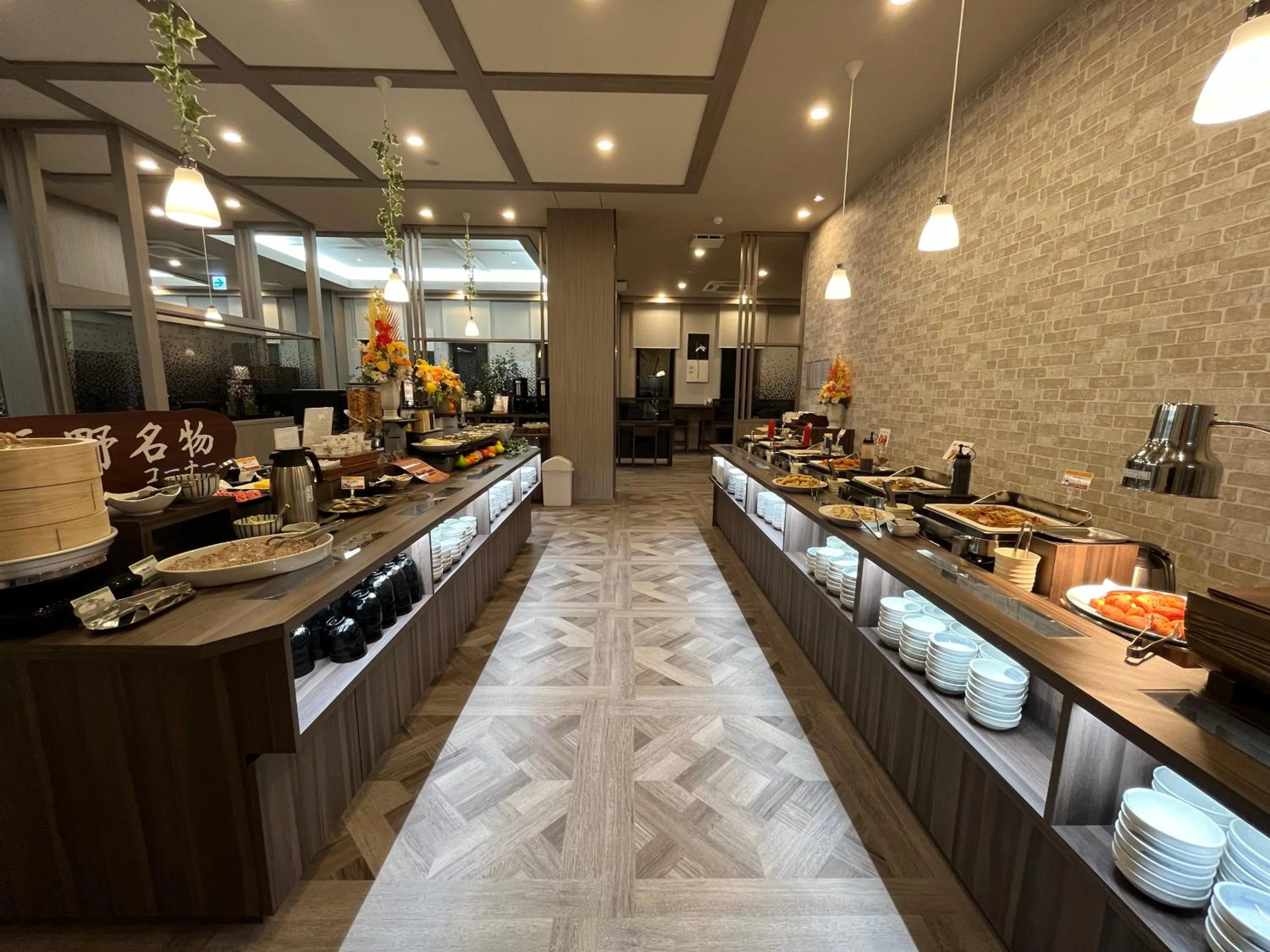 Breakfast in Hotel Route Inn Suzaka