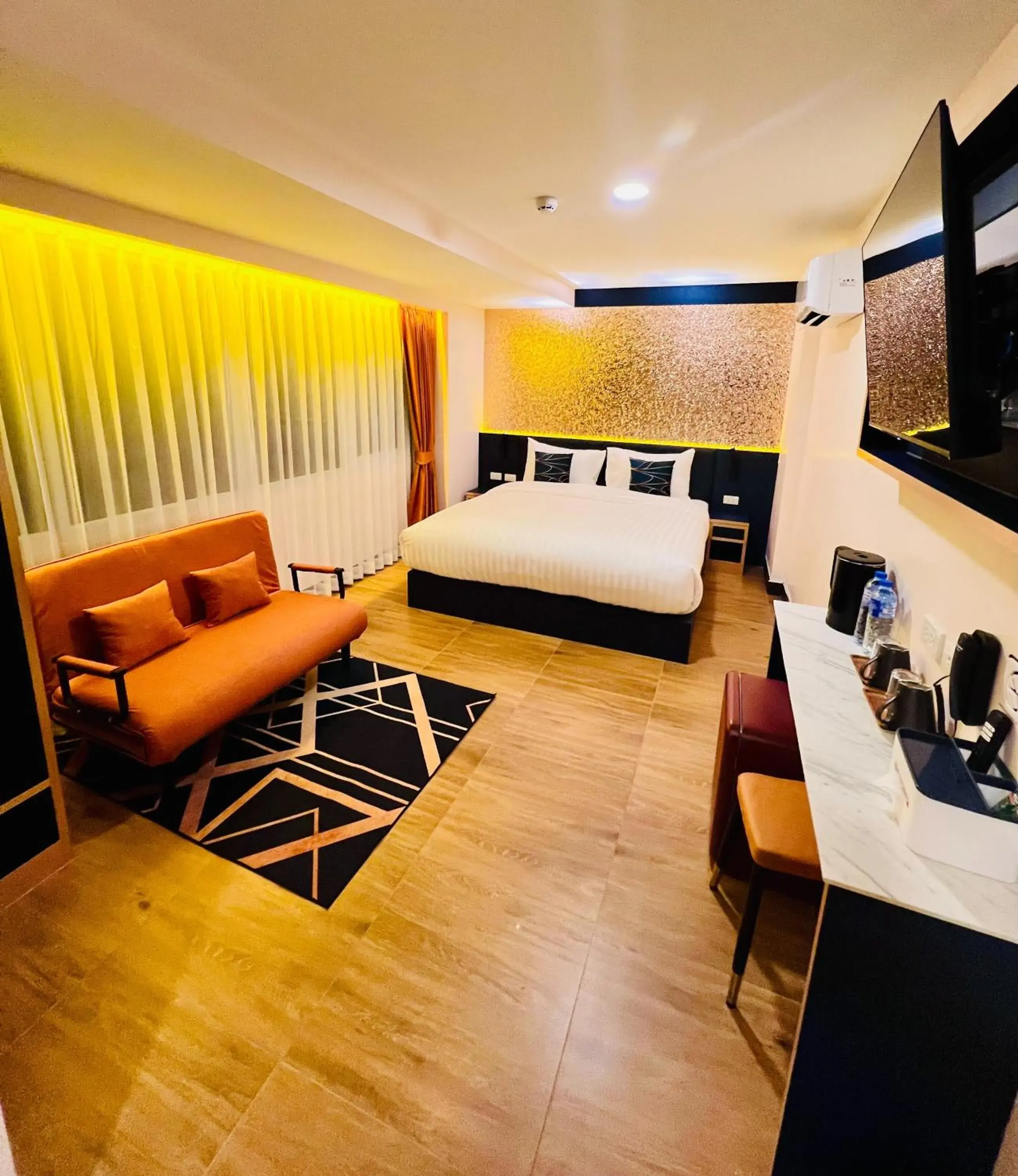 Emiri Hotel - Nana Bangkok Emiri Hotel - Nana Bangkok