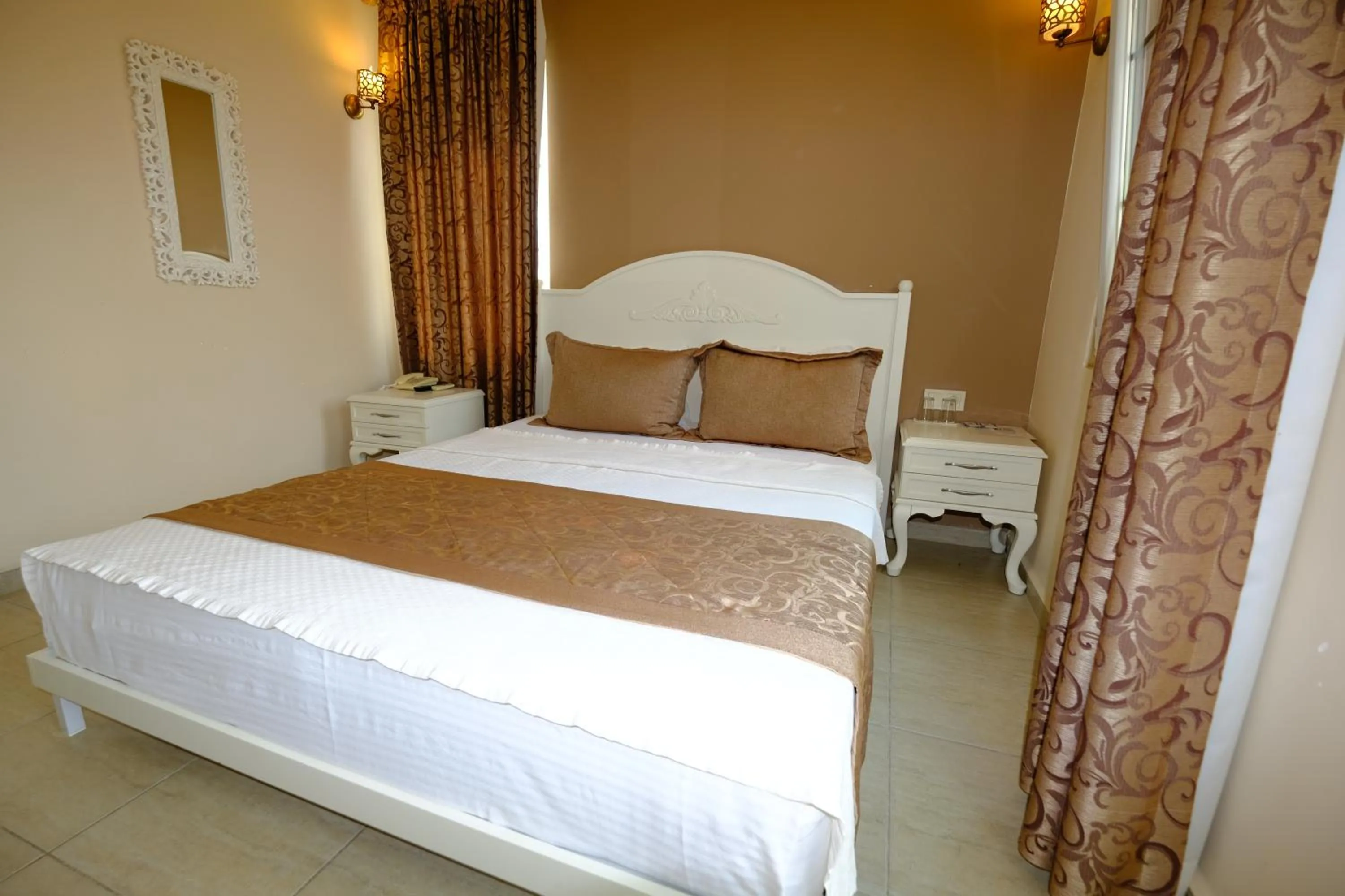 Bedroom, Bed in Enda Boutique Hotel Kalkan