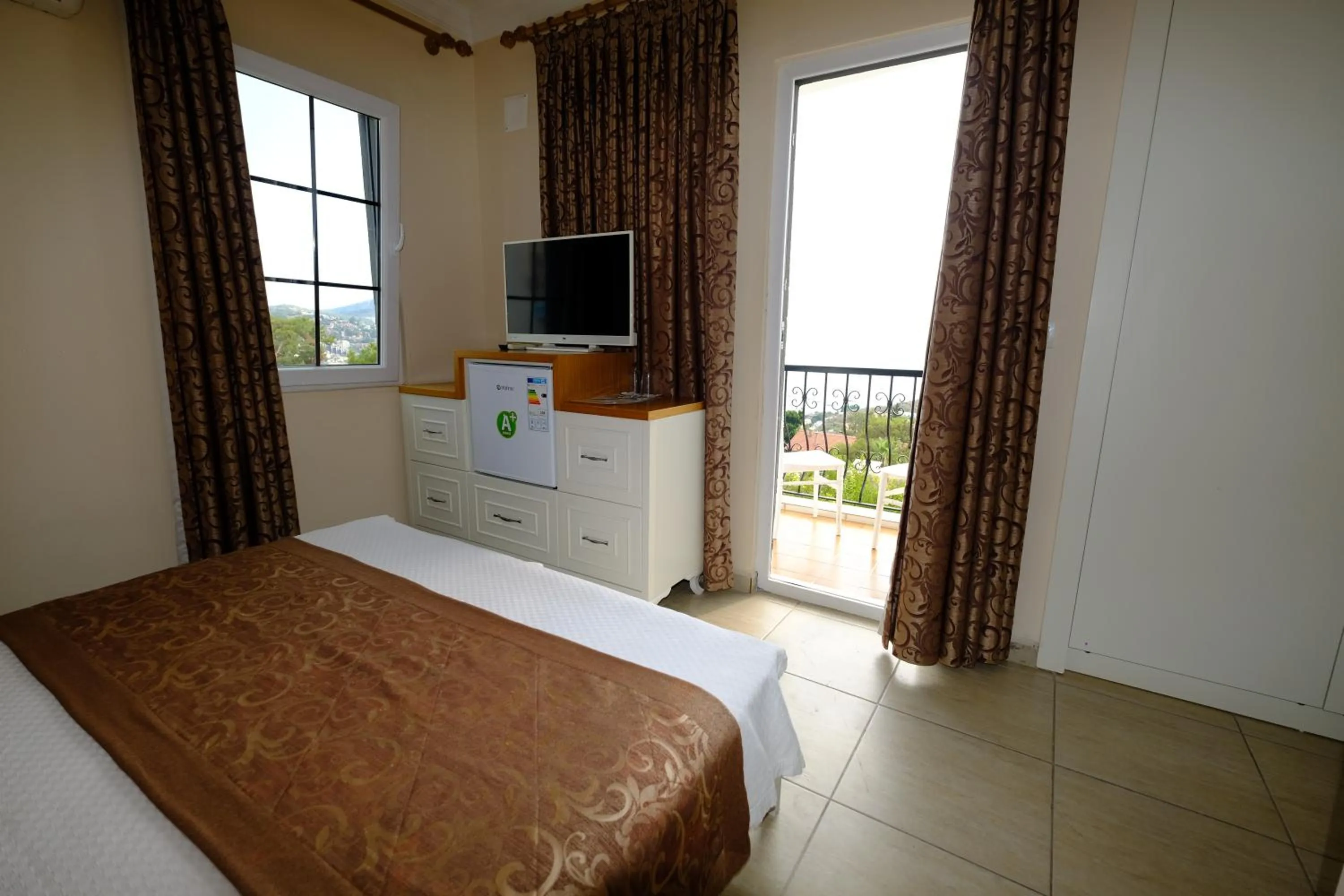 Bedroom, Bed in Enda Boutique Hotel Kalkan