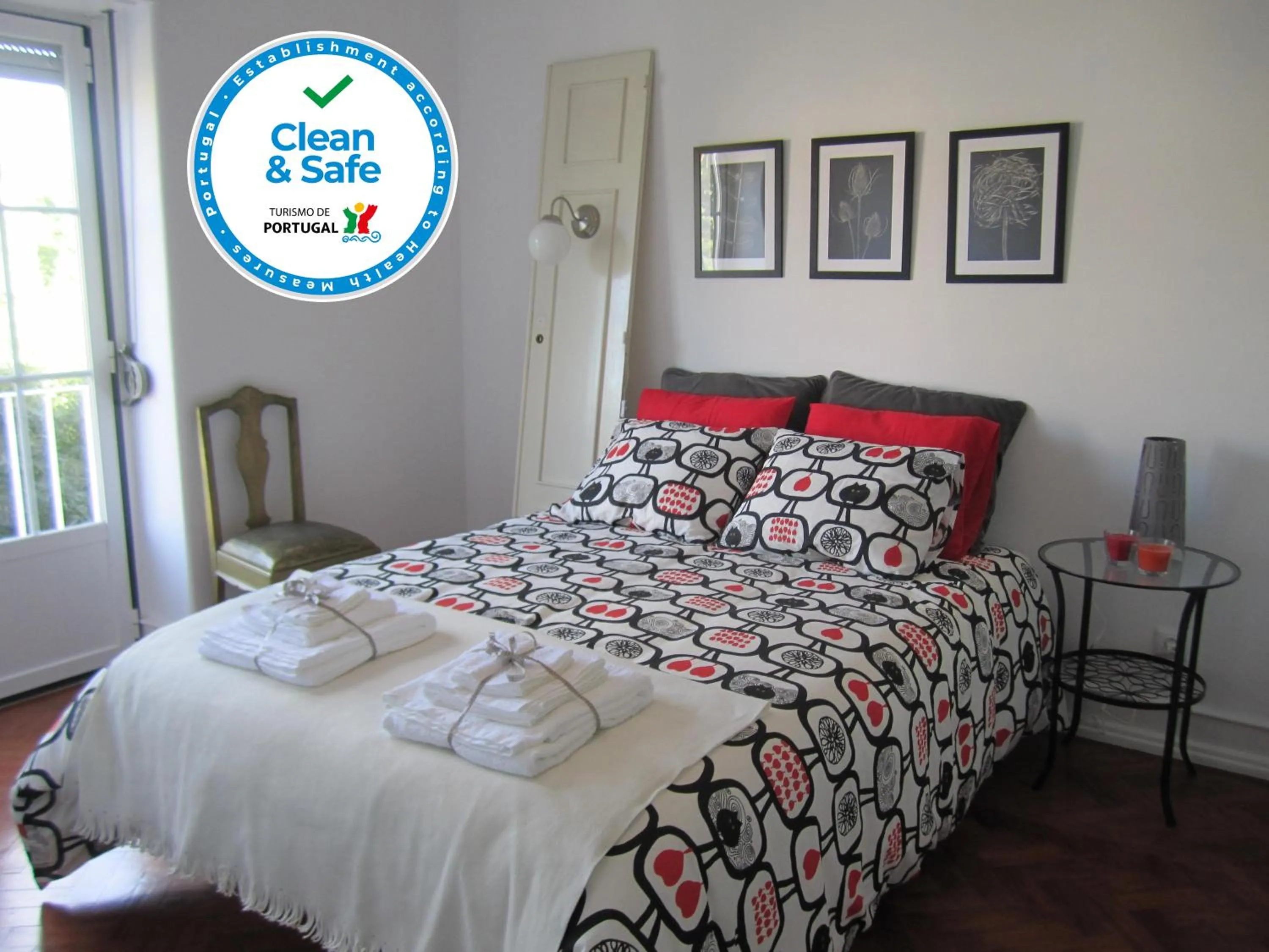 Bed in Alvalade II Airport Guest House