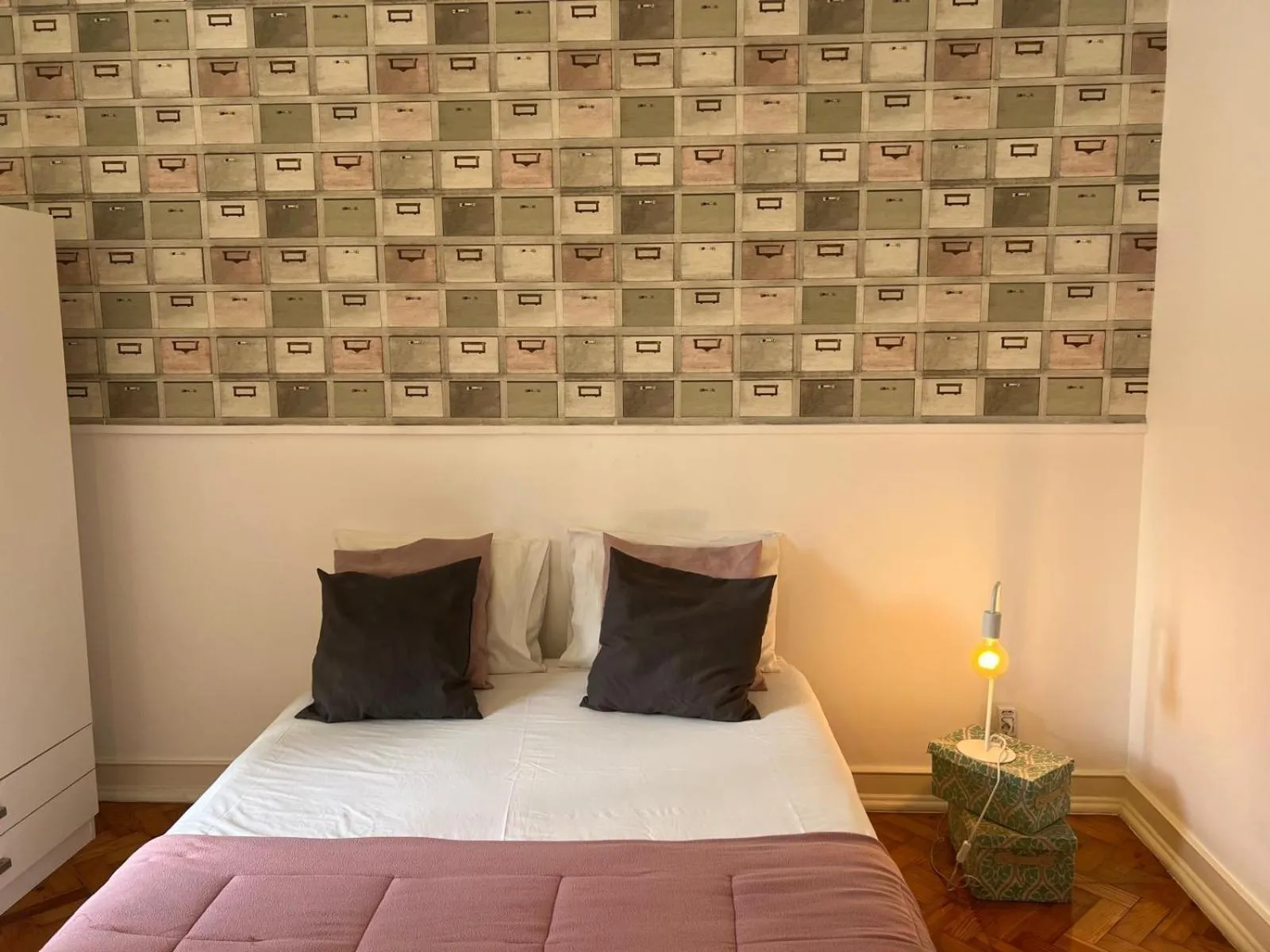 Bedroom, Bed in Alvalade II Airport Guest House